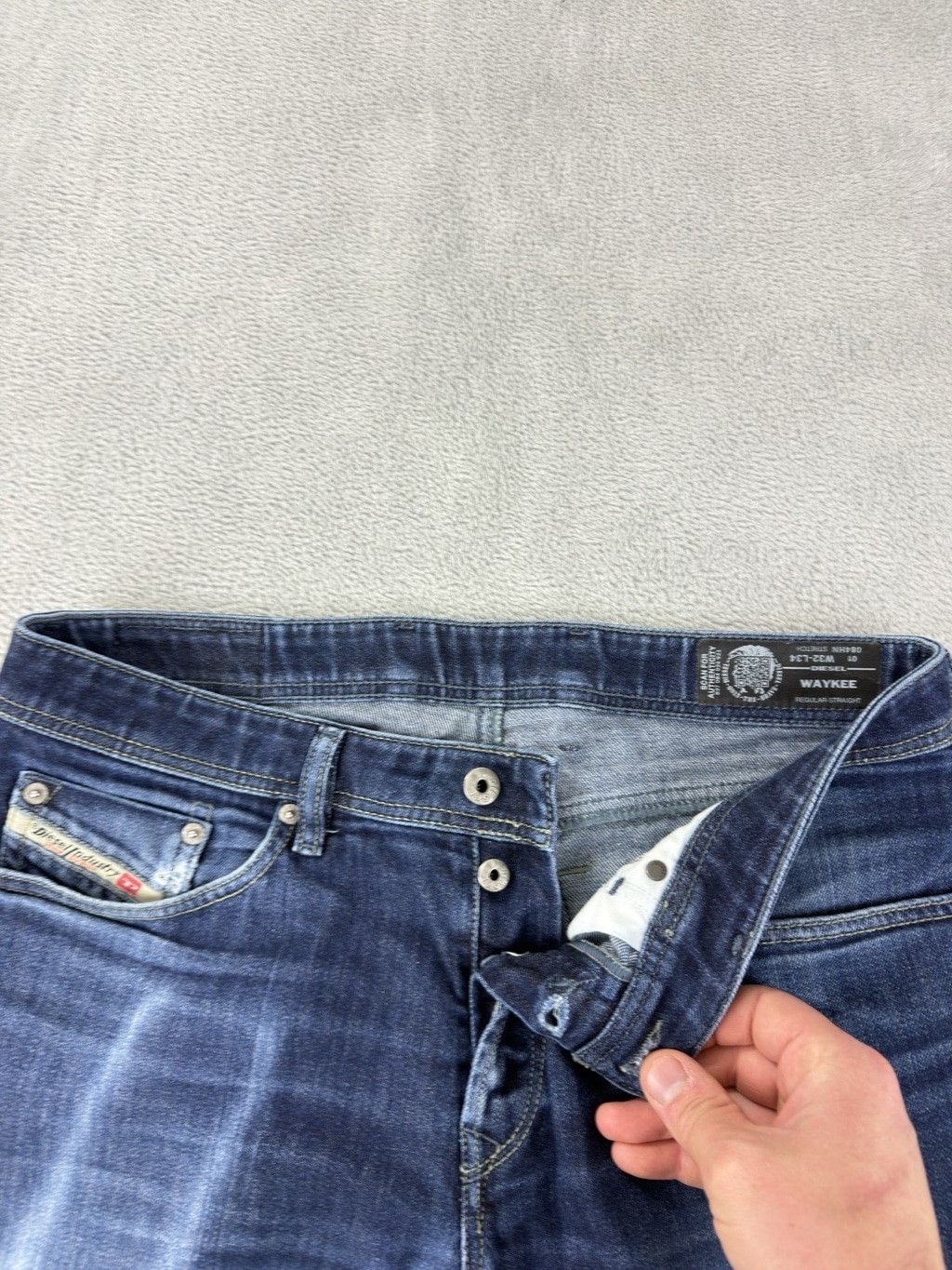 Diesel Diesel Men's Size 33 W X 32 L Waykee Regular Straight Button Size US 33 - 2 Thumbnail
