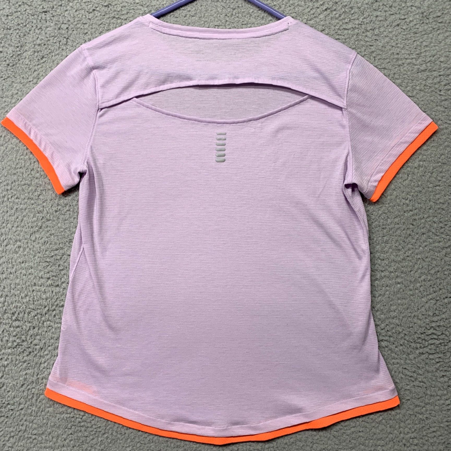 Under Armour Under Armour Run Pullover Top Womens M Lt Purple Orange Logo Fitted Headgear Shirt Size M / US 6-8 / IT 42-44 - 4 Thumbnail