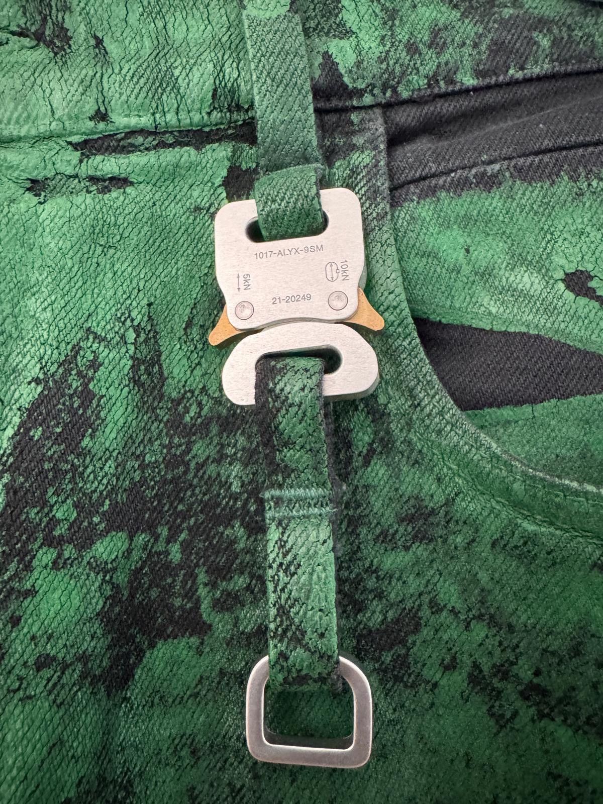 1017 ALYX 9SM 1017 ALYX 9SM Green Paint Denim Size US 32 / EU 48 - 3 Thumbnail