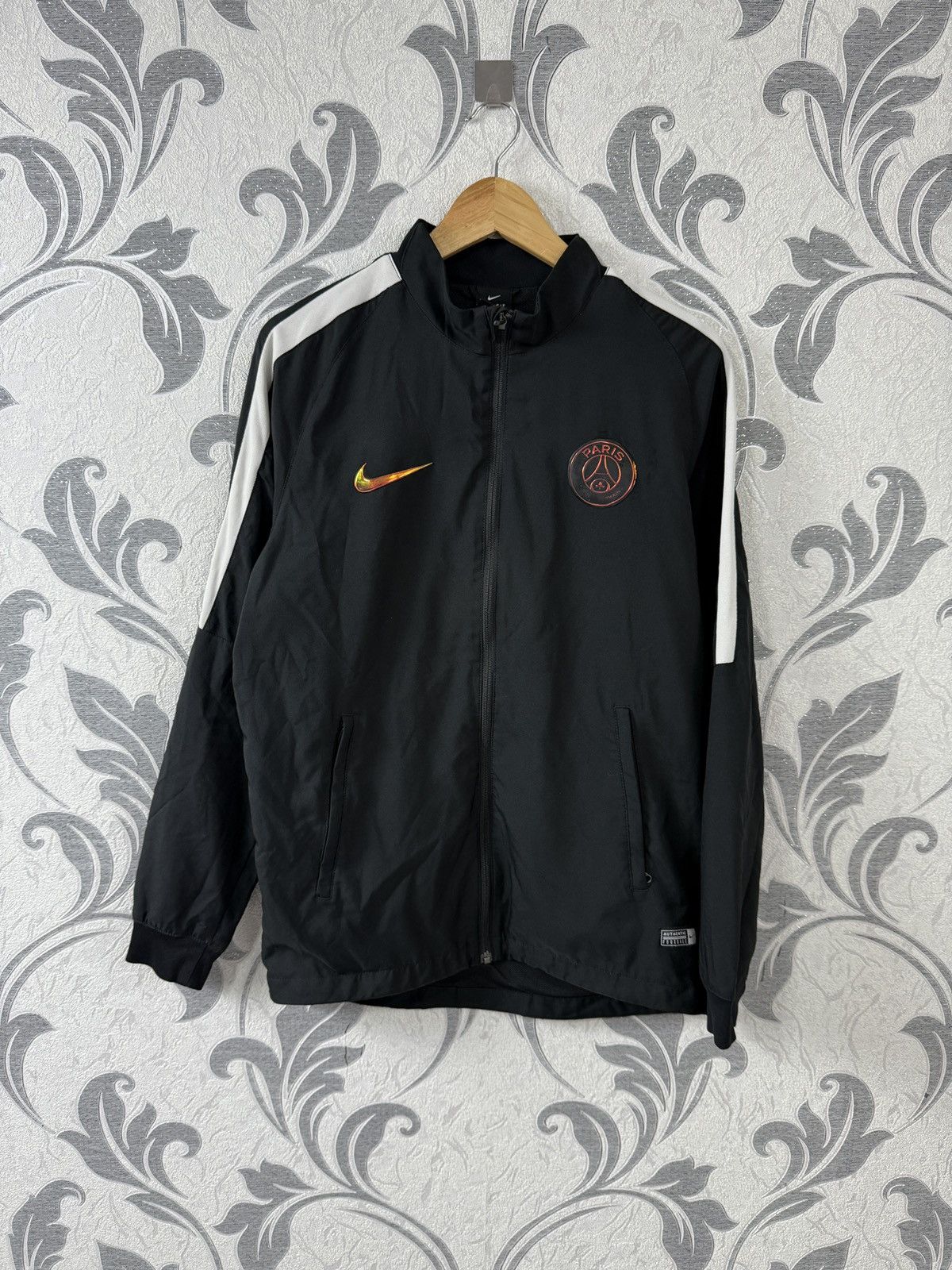 Nike NIKE PSG DRILL Y2K VINTAGE NYLON TRACKSUIT JACKET + PANTS Size US M / EU 48-50 / 2 - 11 Thumbnail