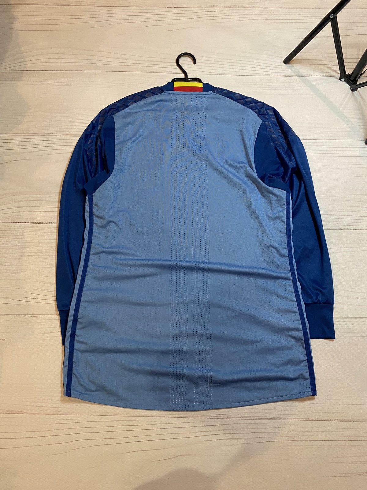 Adidas Spain 2016 home goalkeeper football long sleeve y2k t shirt Size US L / EU 52-54 / 3 - 2 Thumbnail