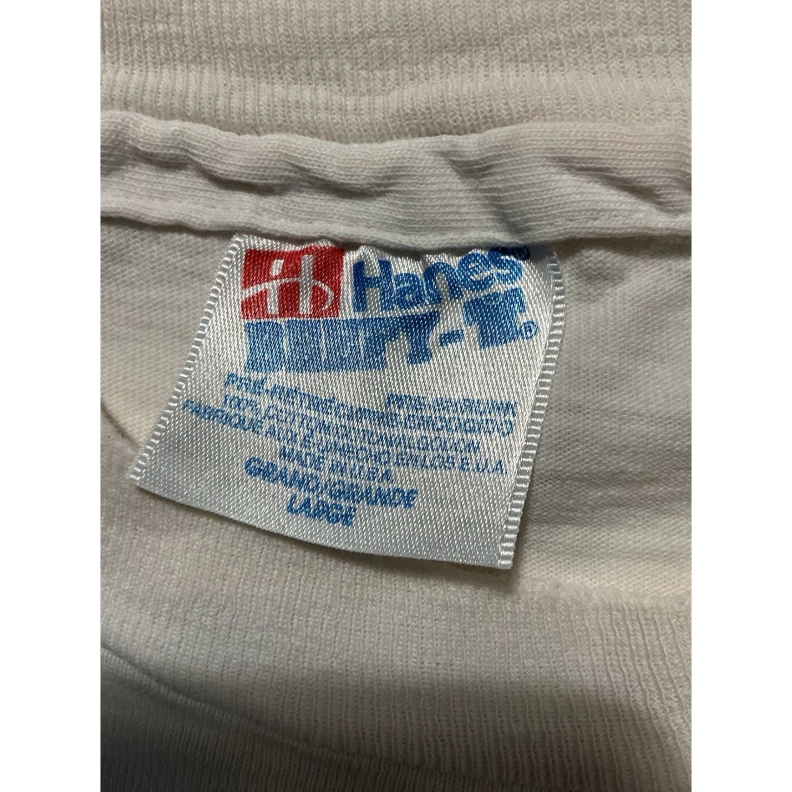 Hanes VINTAGE Hanes Beefy-T T-Shirt Birmingham Swim & Dive Shark Graphic Single Stitch Shirt Men Large White Shark Graphic Mens Size US L / EU 52-54 / 3 - 6 Thumbnail