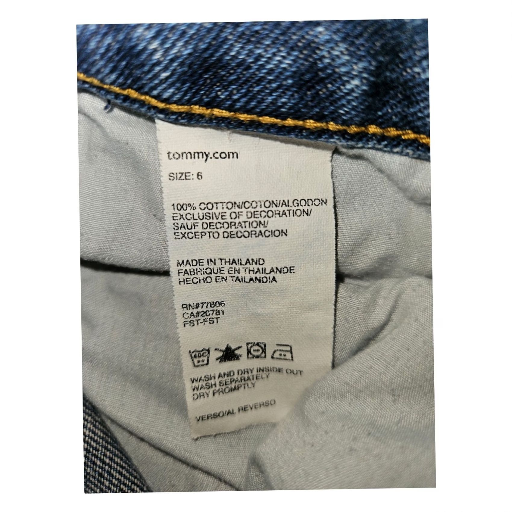 Tommy Hilfiger VINTAGE Tommy Hilfiger Womens Boyfriend Shorts Denim 6 Blue Embroidered Logo Preppy American Classic Size 28" / US 6 / IT 42 - 2 Thumbnail
