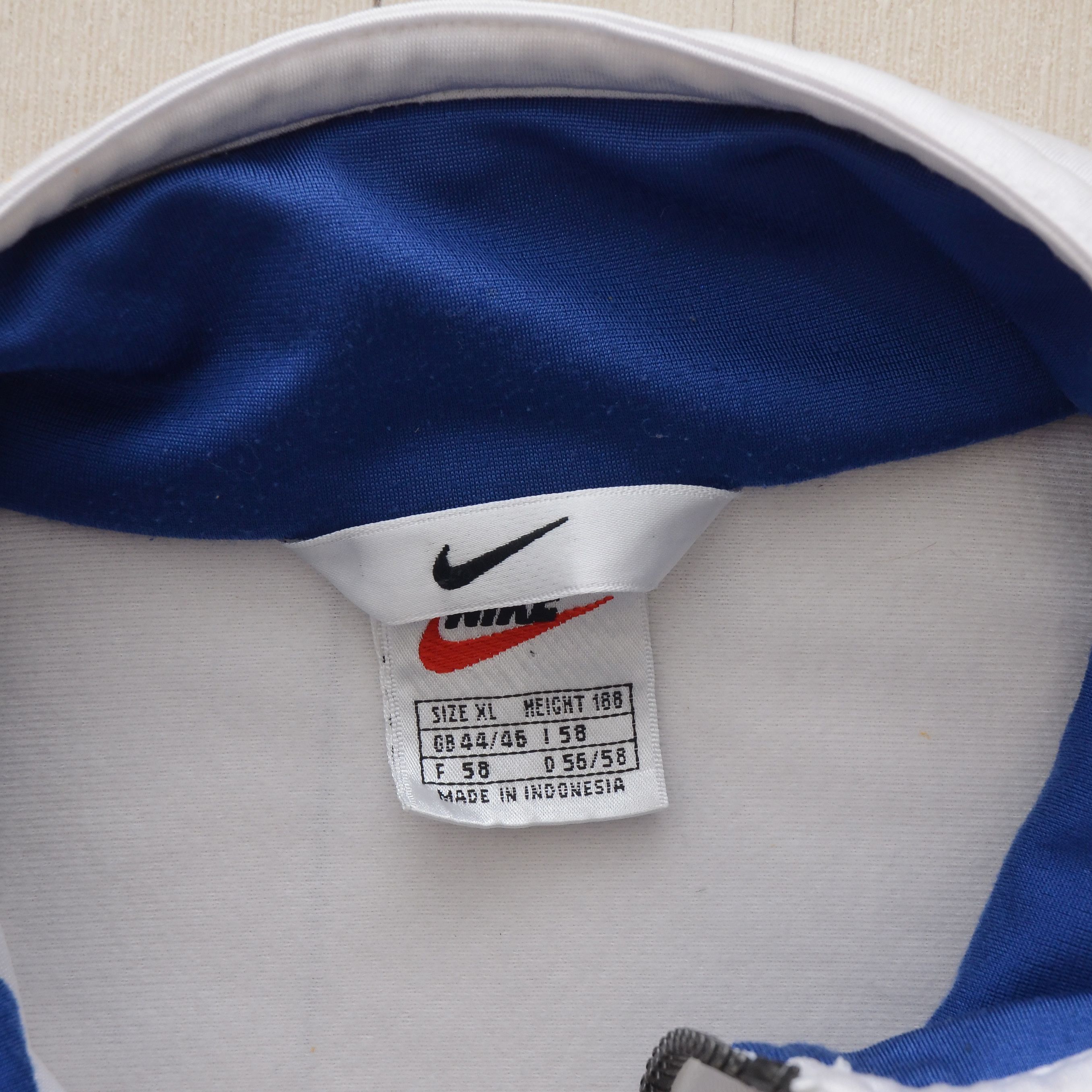 Nike Vintage Nike 90s Y2K Track Jacket XL White Big Logo Retro Size US XL / EU 56 / 4 - 17 Thumbnail