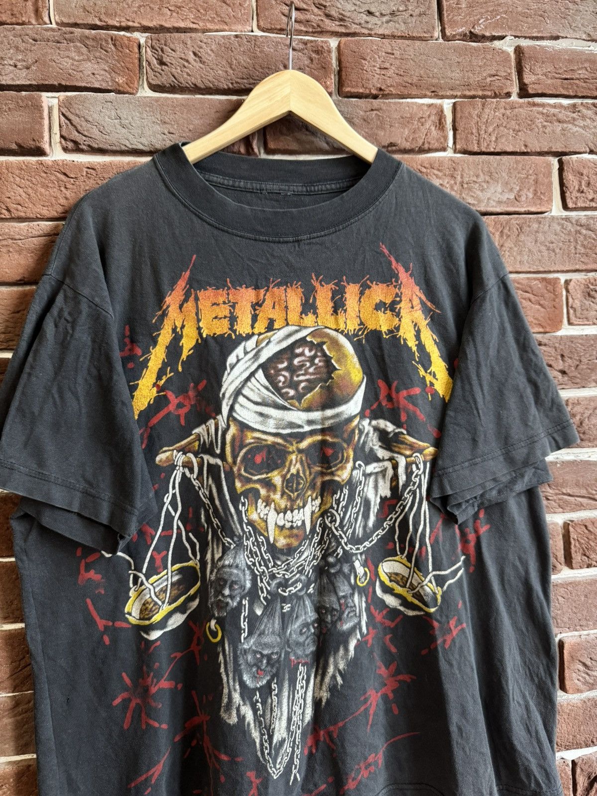 Band Tees Vintage 90s Metallica Spider Print Metal Band Tee L AOP WEB Size US L / EU 52-54 / 3 - 7 Thumbnail