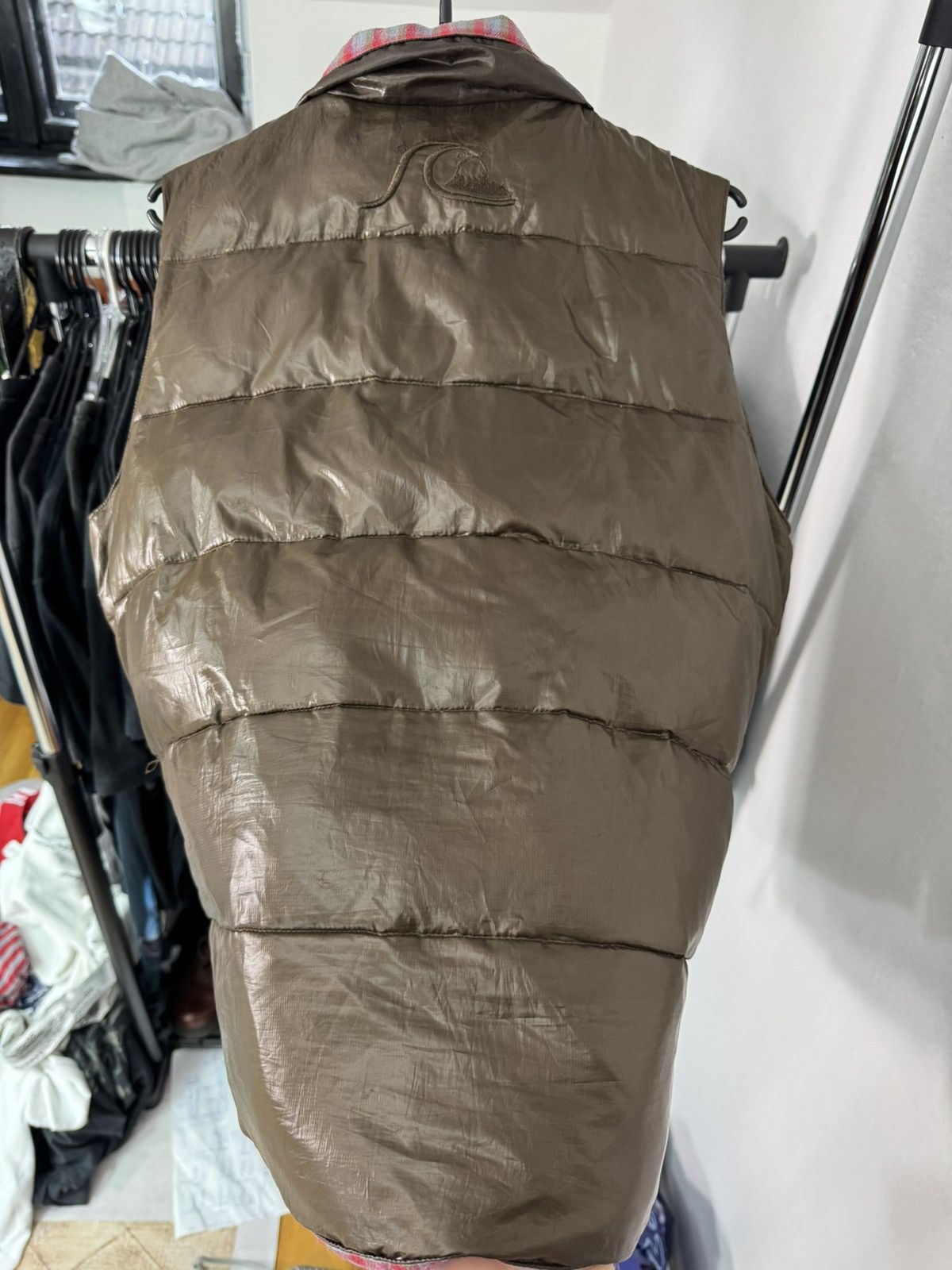 Quiksilver × Vintage Vintage Brown Puffer Vest Shiny Y2k skate swag hooks up drip Size US M / EU 48-50 / 2 - 15 Thumbnail