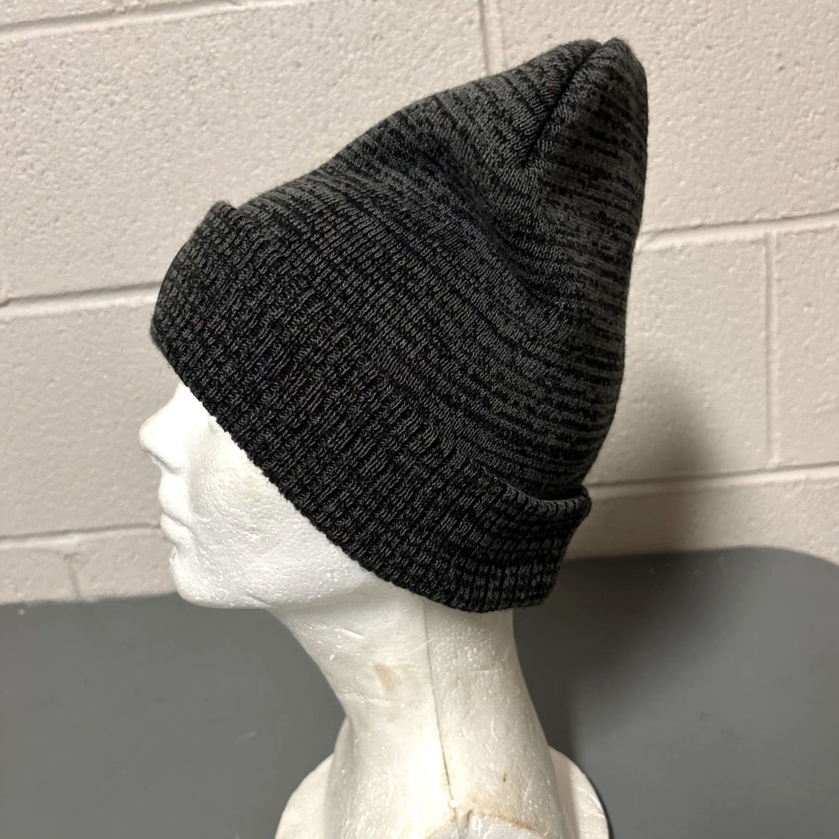 Vintage Canada Weather Gear Beanie Unisex Acrylic Gray Canada Logo Outdoor Ski Sports Mens Size ONE SIZE - 5 Thumbnail