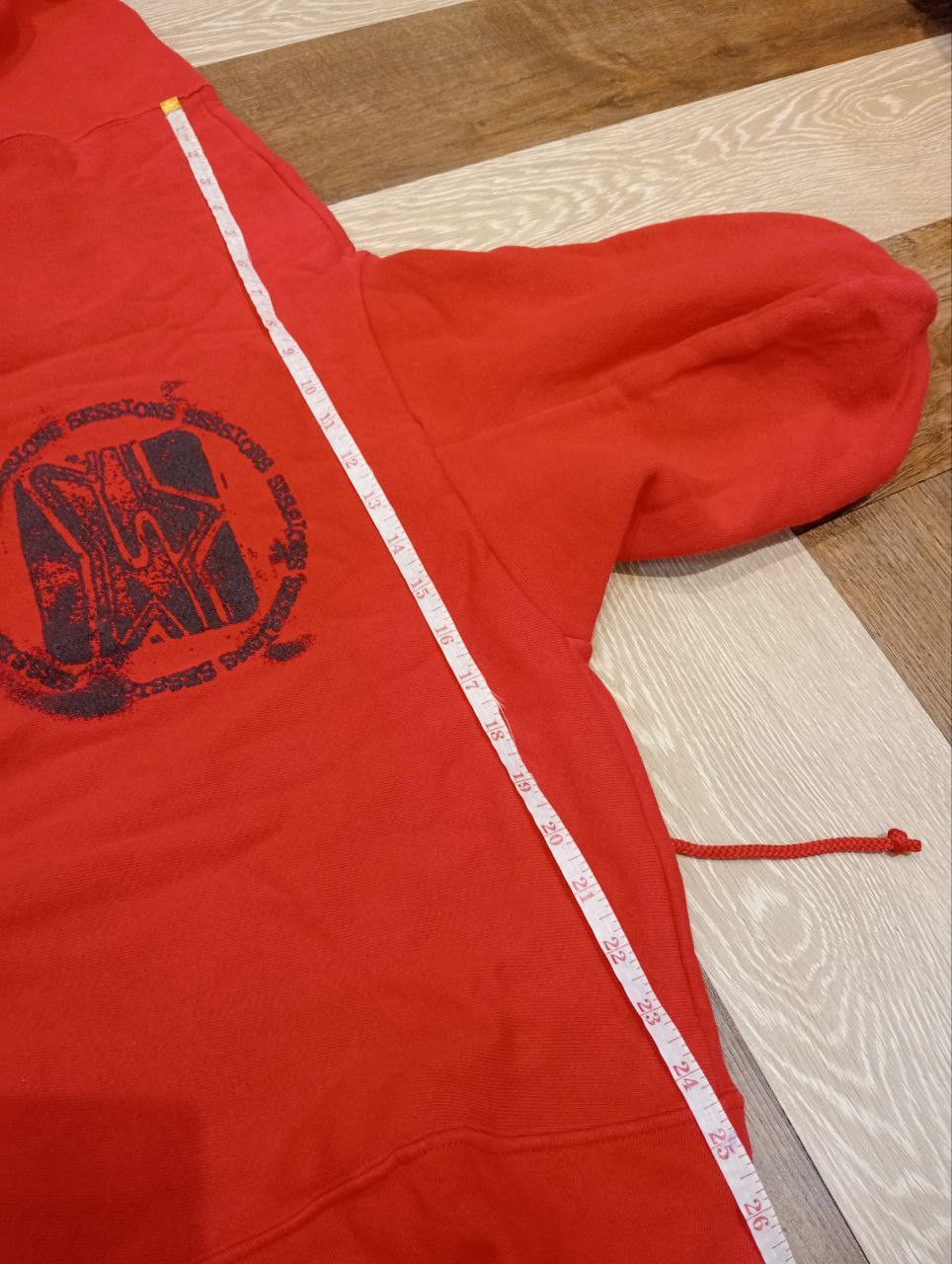 Sessions VINTAGE SESSIONS SKATEBOARDS OVERSIZED HOODIE - SIZE L - RED Size US L / EU 52-54 / 3 - 14 Thumbnail