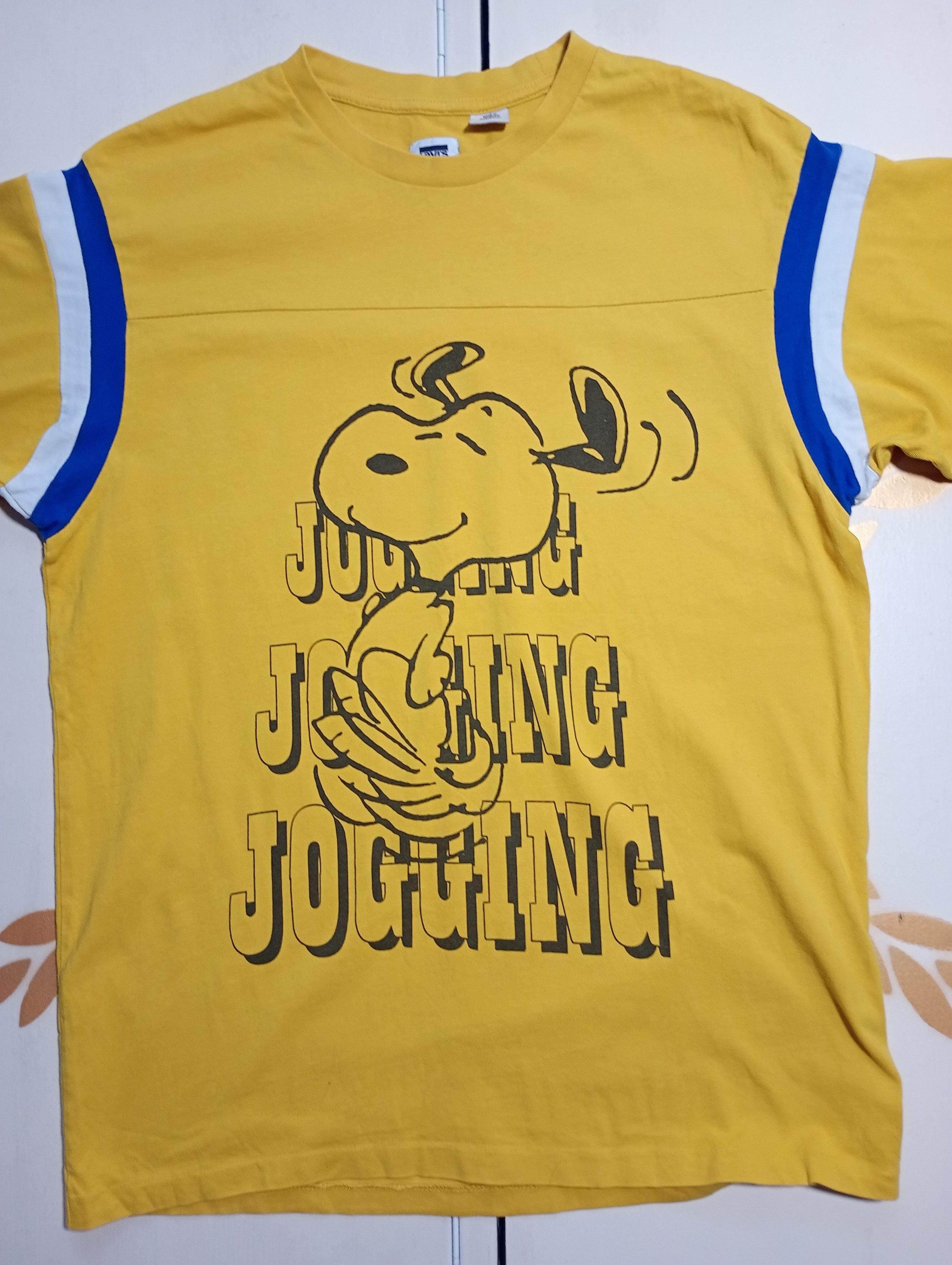 Levi's × Peanuts Levi's x Peanuts Jogging T-Shirt Size US S / EU 44-46 / 1 - 3 Thumbnail