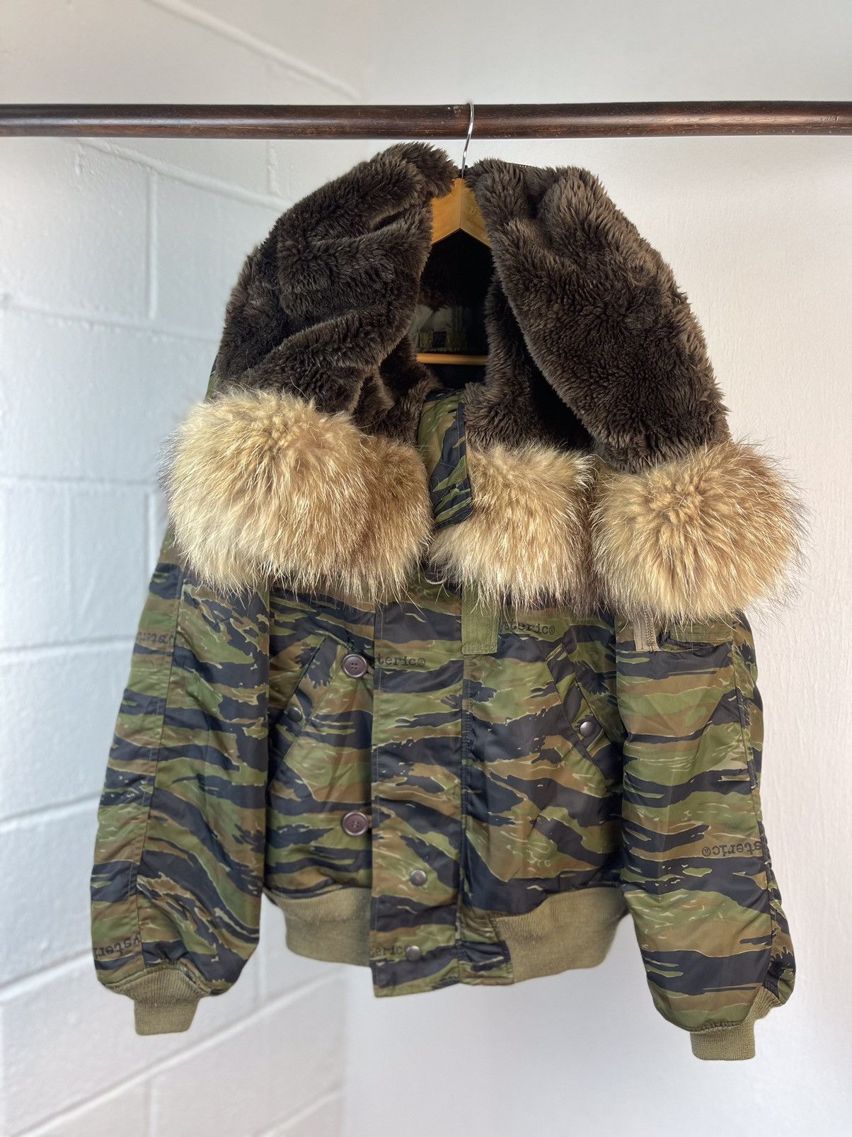 Hysteric Glamour Rare 90s Hysteric Glamour Alpha Ma-1 Raccon Fur Hooded Size US L / EU 52-54 / 3 - 2 Thumbnail