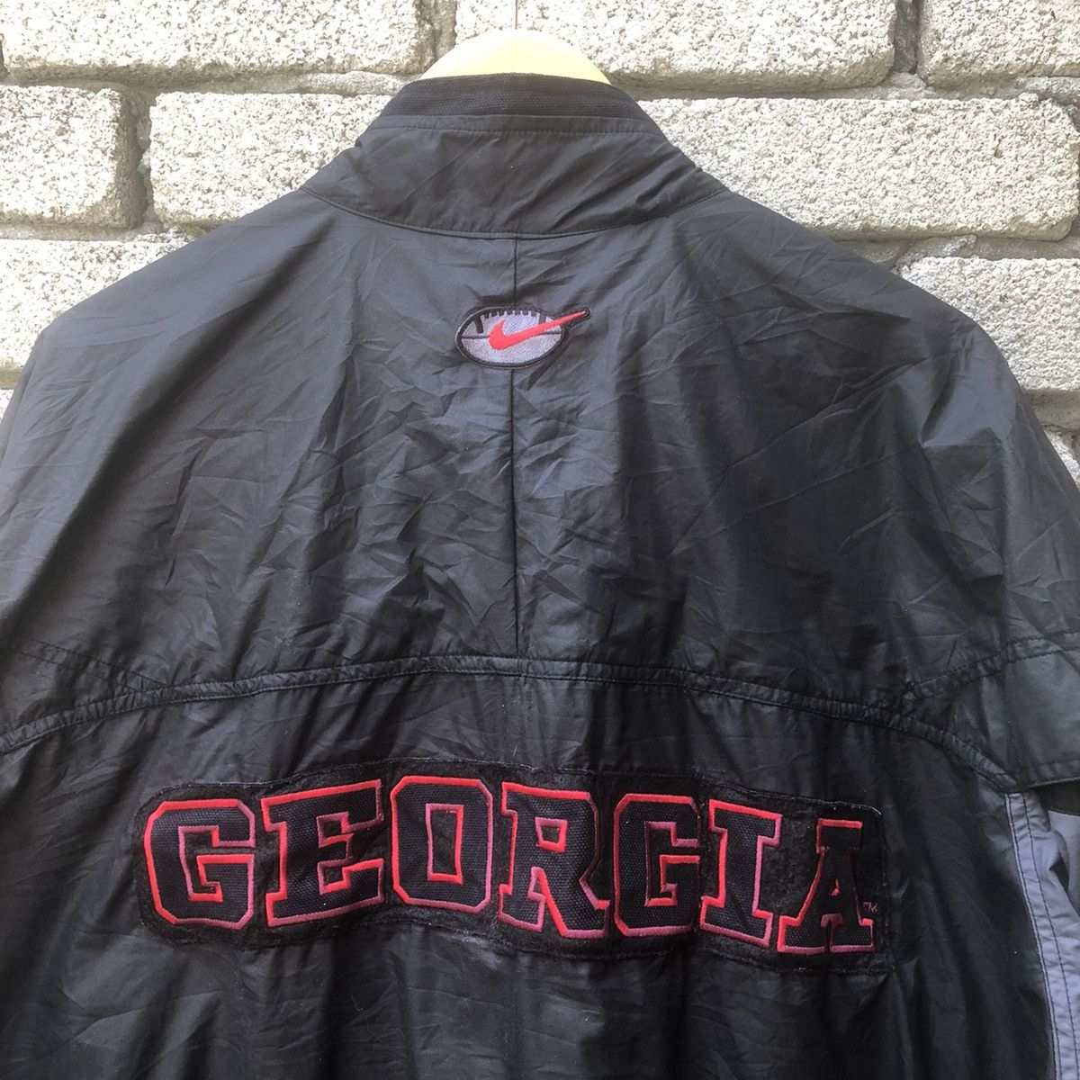 Nike × Vintage Vintage 90s Nike Team Anorak Georgia Bulldogs Size US L / EU 52-54 / 3 - 8 Thumbnail