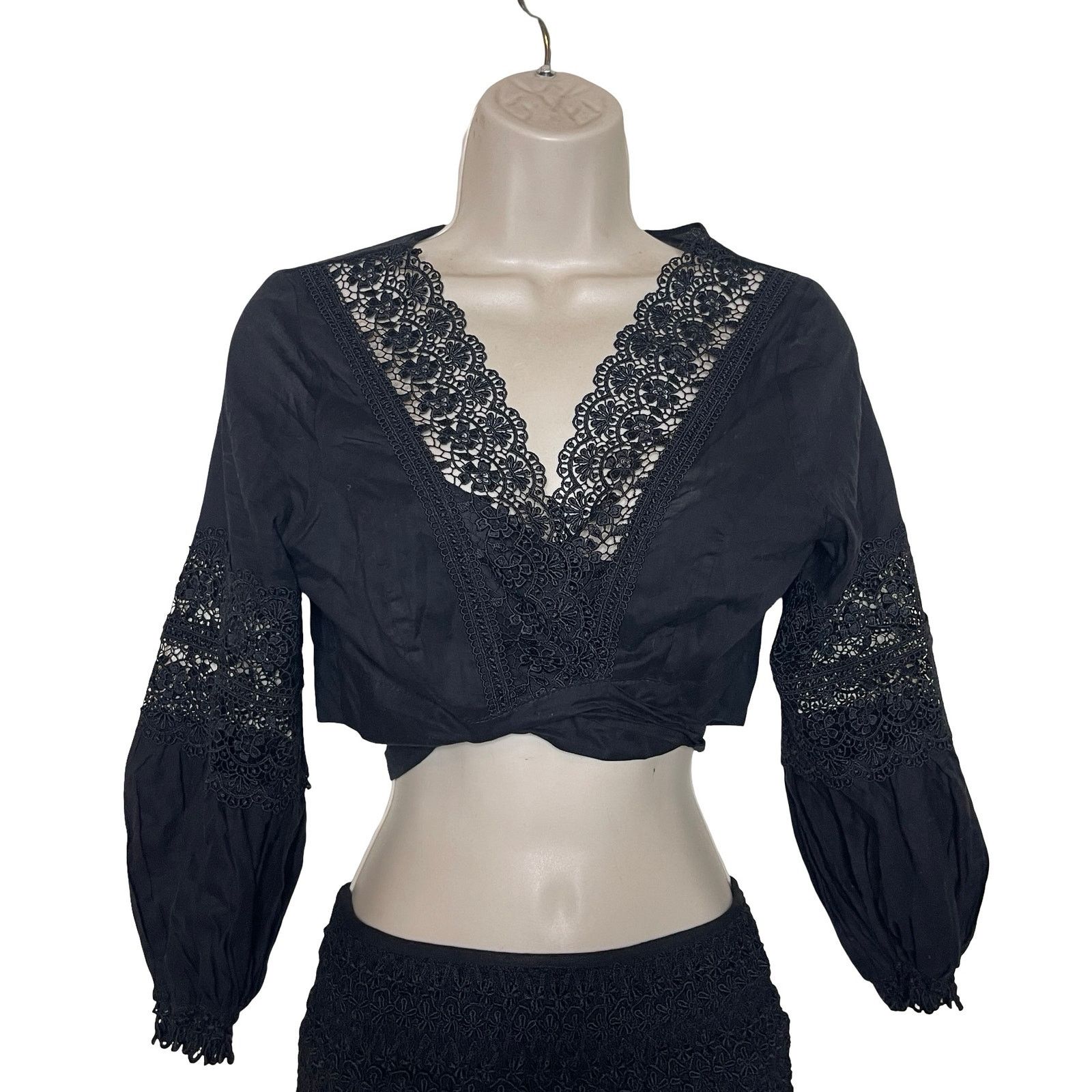 Charo Ruiz CHARO RUIZ IBIZA Vania Blouse and Fleur Mini Skirt Set Black Size 26" / US 2 / IT 38 - 4 Thumbnail