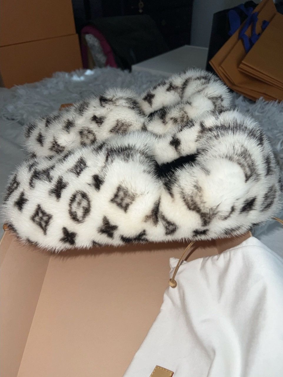 Louis Vuitton Louis Vuitton Mink Flats Size US 9 / IT 39 - 3 Thumbnail