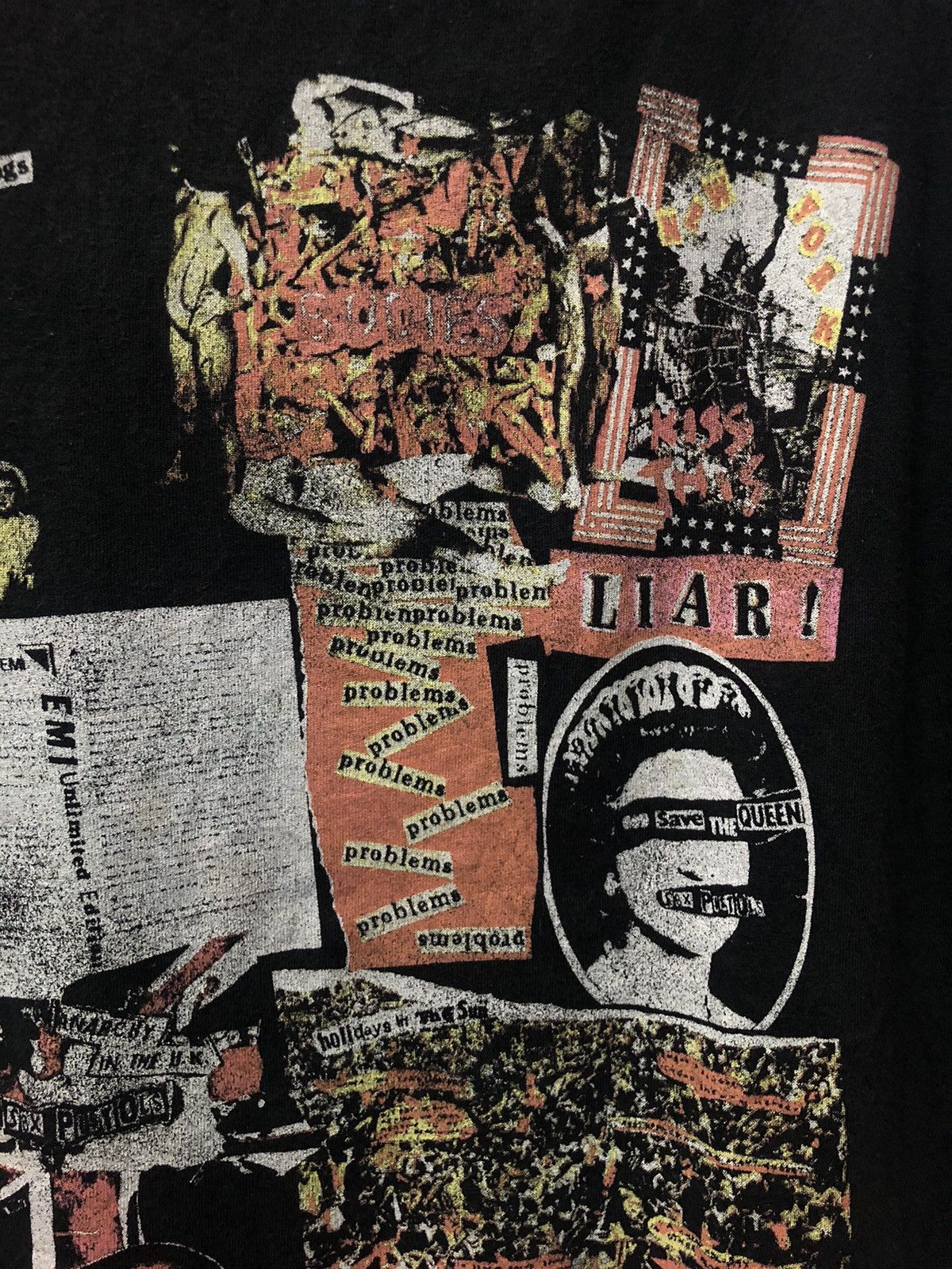 Band Tees Sex Pistols x Uniqlo Full Print Size US S / EU 44-46 / 1 - 6 Thumbnail