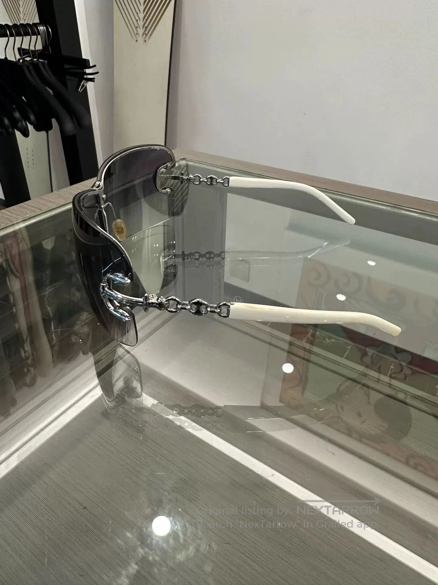Japanese Brand Gucci Gradient Rimless Sunglasses. Size ONE SIZE - 4 Thumbnail
