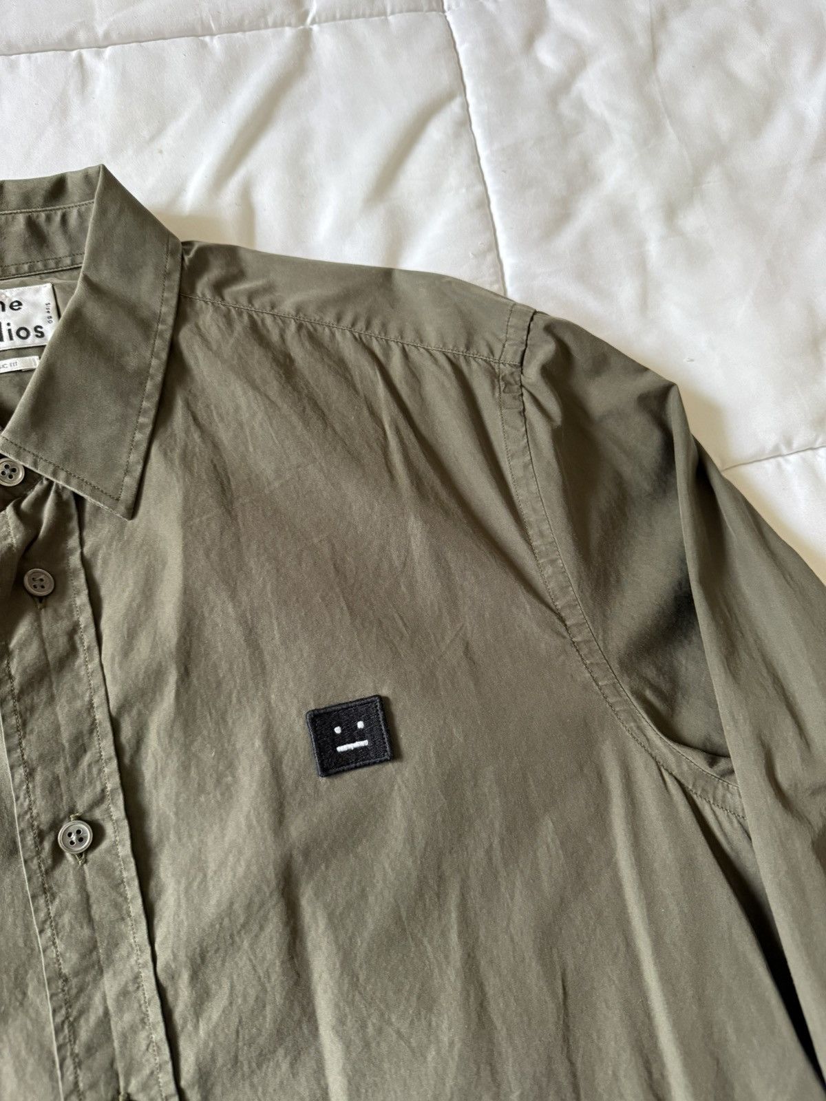 Acne Studios Acne Studio Face Logo Men's Olive Green Button-Down Shirt Size US M / EU 48-50 / 2 - 5 Thumbnail