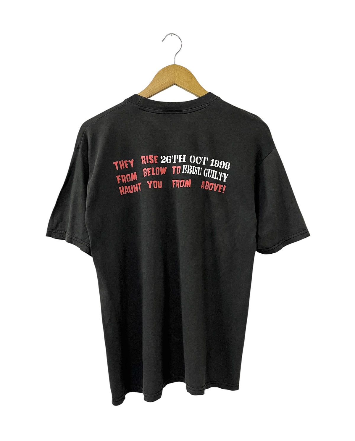 Band Tees VINTAGE 90s THE HELLACOPTERS TOUR GARAGE ROCK BAND TSHIRT Size US L / EU 52-54 / 3 - 9 Thumbnail