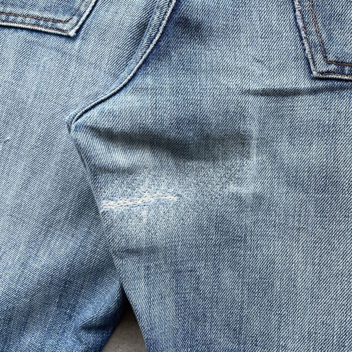 Japanese Brand × Jean Vintage Japanese Faded Fly Button Jeans Denim Pants W32 Size US 32 / EU 48 - 10 Thumbnail