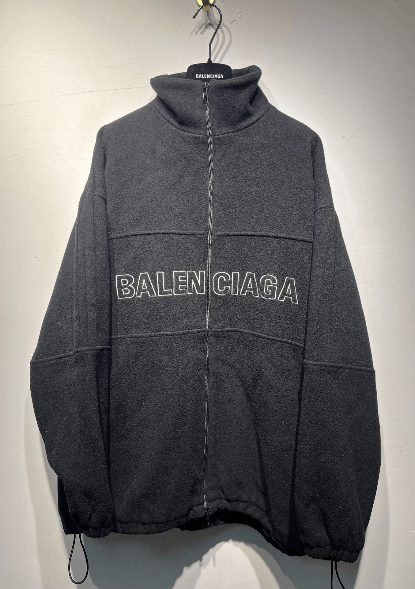 Balenciaga Balenciaga Retro Printed Black Light Jacket 44 Men Size US L / EU 52-54 / 3 - 1 Thumbnail