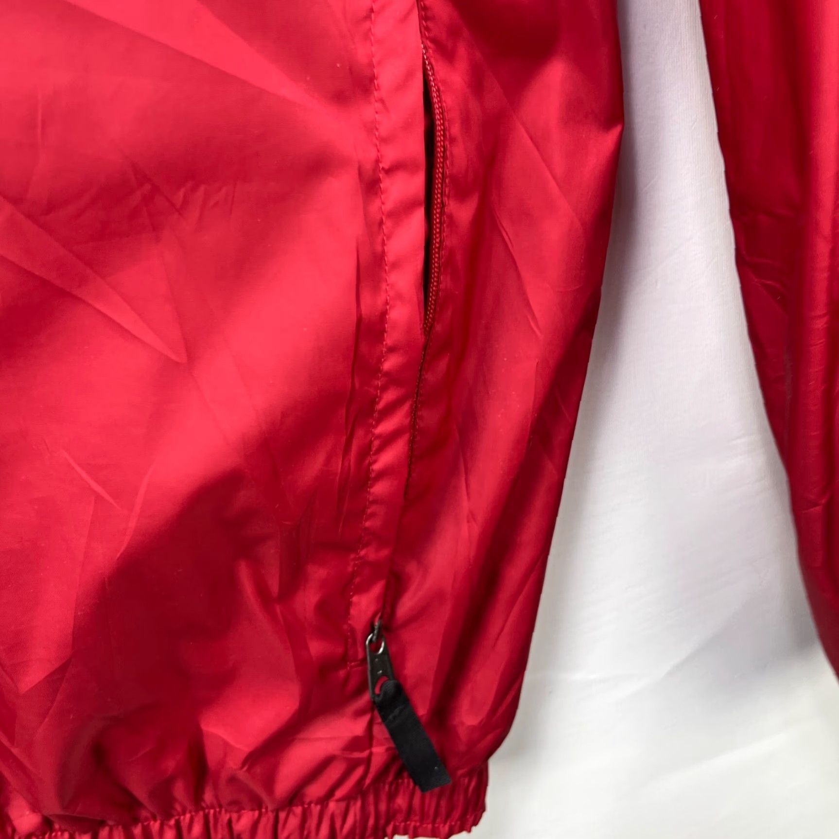 Nike VINTAGE Nike Swoosh Pullover Windbreaker Jacket M Red 90s Mens Windbreaker Size US M / EU 48-50 / 2 - 5 Thumbnail