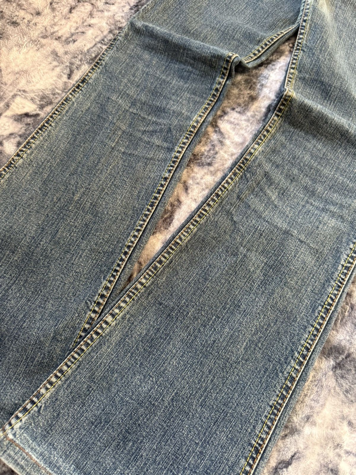 Le Grande Bleu (L.G.B.) Happy Face Contrast Stitch Whiskered Bootcut Flared Jeans Size US 28 / EU 44 - 16 Thumbnail