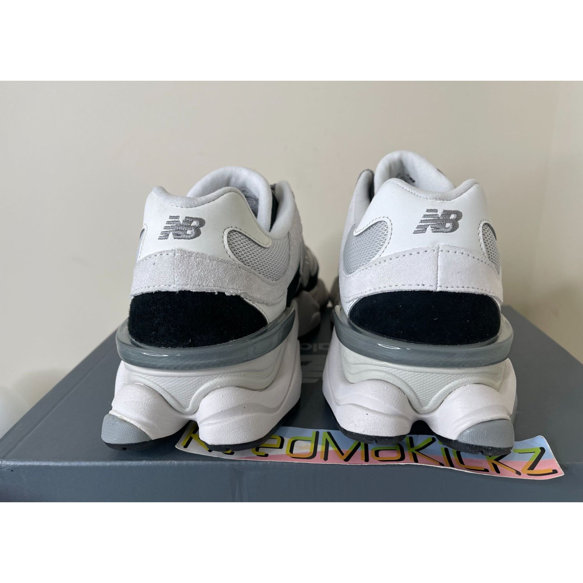 New Balance New Balance 9060 Grey Jet Black Mens 9.5us Size US 9.5 / EU 42-43 - 5 Thumbnail