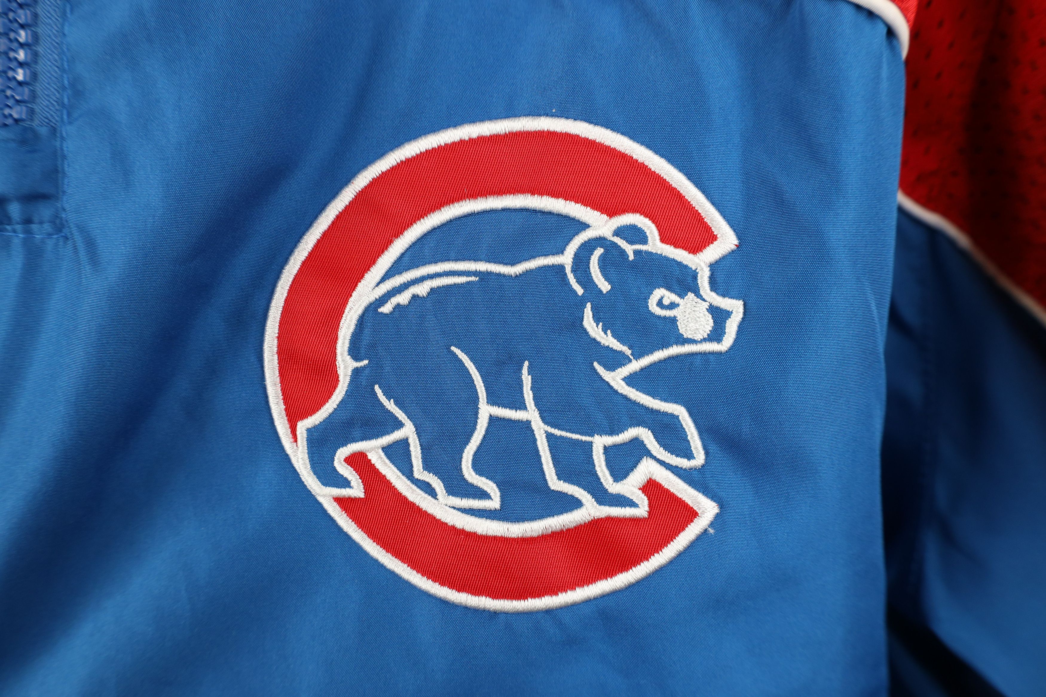 Vintage Vintage Chicago Cubs Football Pullover Windbreaker Jacket Size US M / EU 48-50 / 2 - 4 Thumbnail