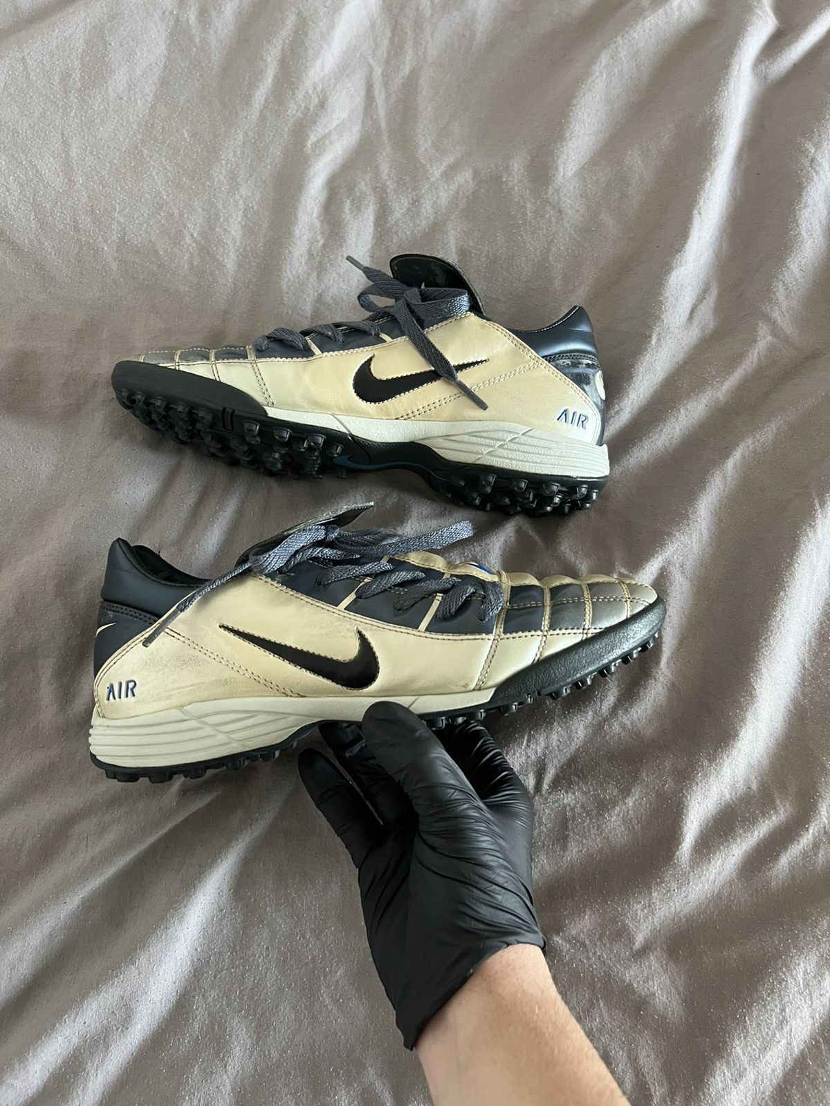 Nike Vintage Nike Total 90 Cleats Sneakers Soccer Boots US 00’s Size US 8 / EU 41 - 2 Thumbnail