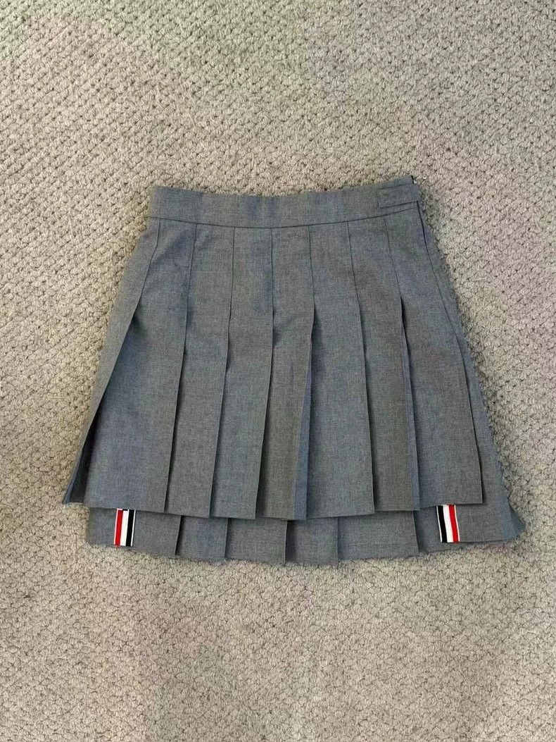 Thom Browne Thom Browne Gray classic color stripe wool blend pleated sk Size 25" / US 0 / IT 36 - 1 Thumbnail