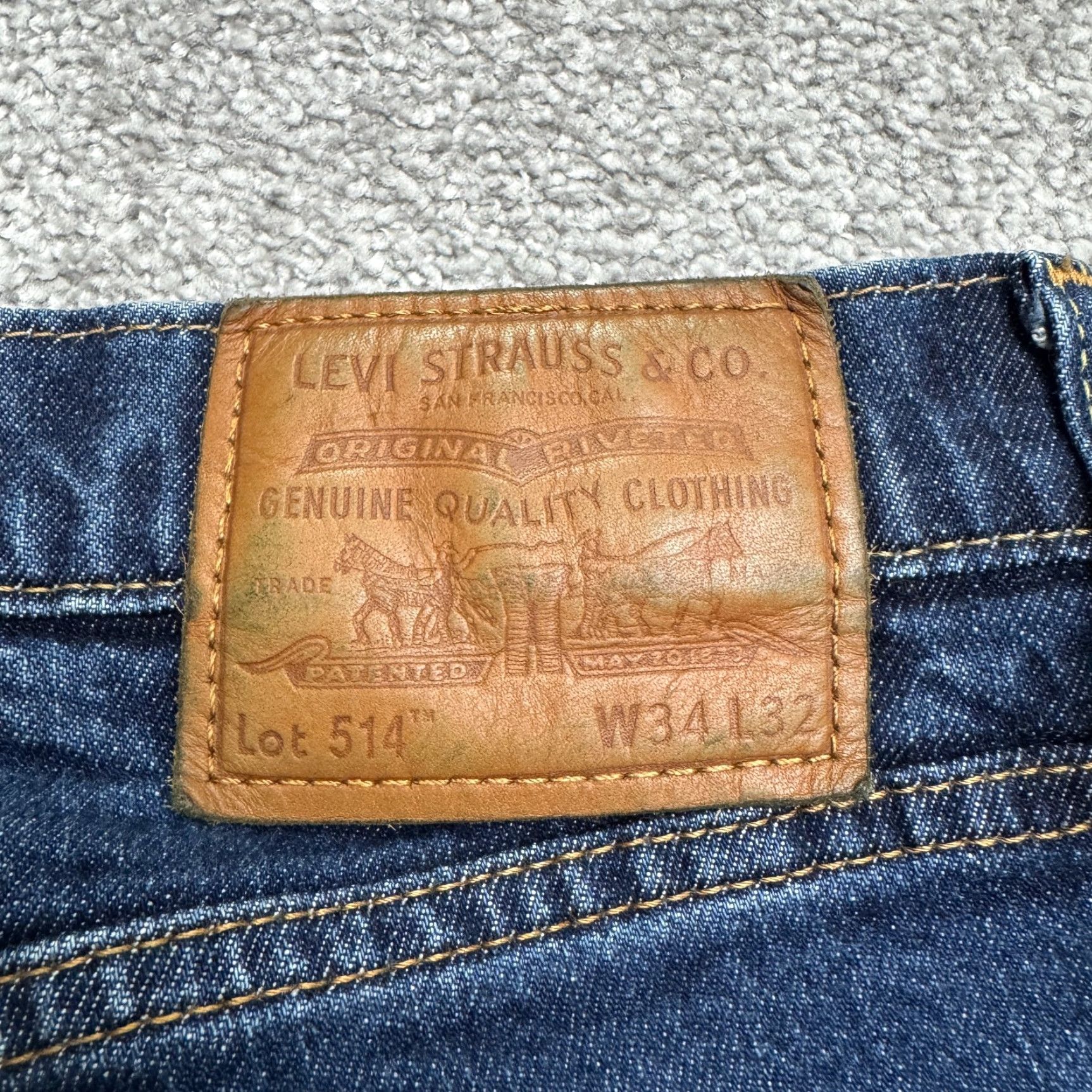 Levi's VINTAGE Levi's 514 Jeans Mens 34x30 Denim Straight Leg Dark Wash Casual Streetwear Size US 34 / EU 50 - 7 Thumbnail