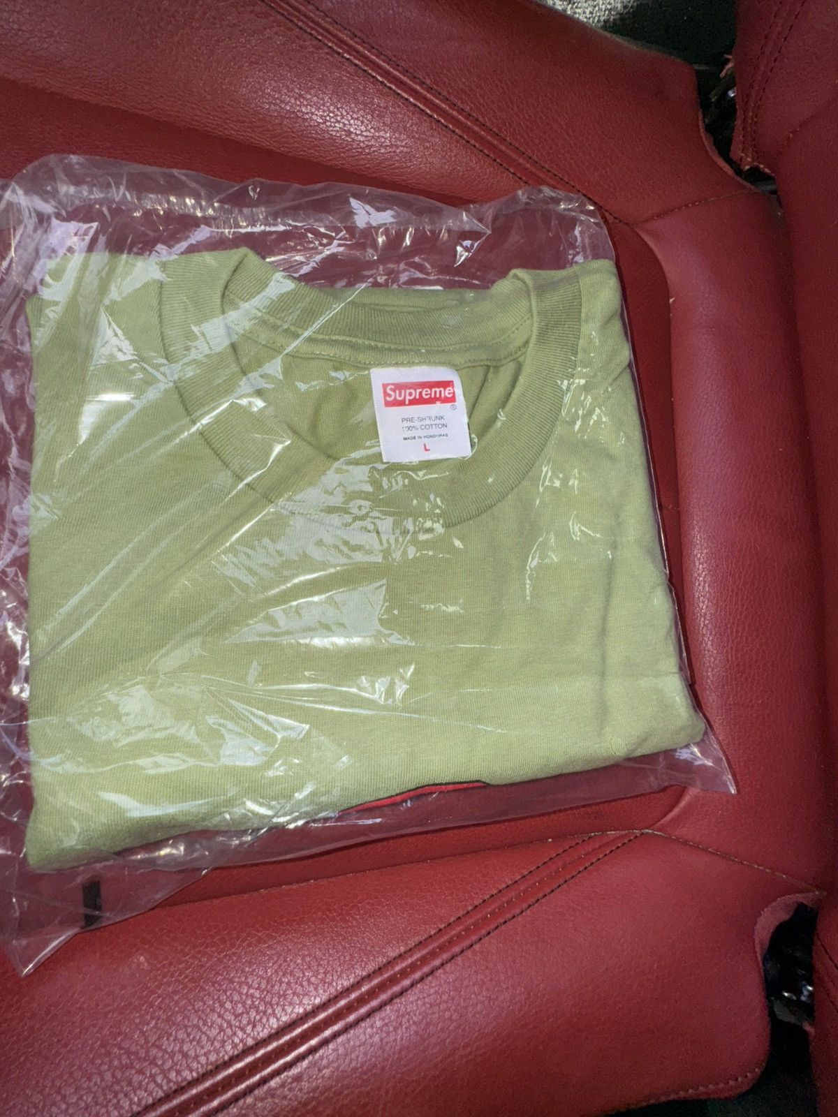 Supreme Supreme Grinch tee Size US L / EU 52-54 / 3 - 2 Thumbnail