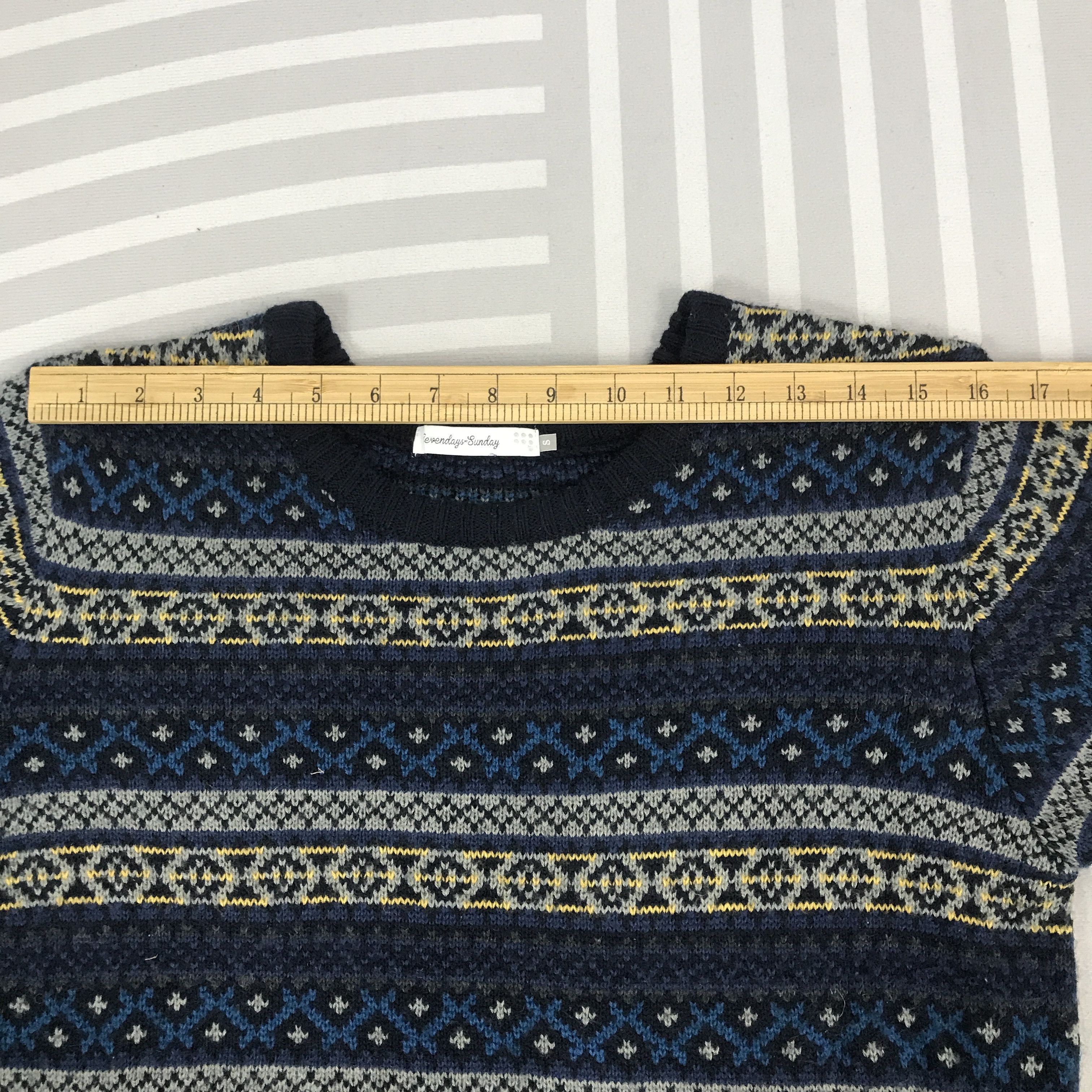 Japanese Brand Vintage Navajo Japan Knitwear Jacket Size US S / EU 44-46 / 1 - 5 Thumbnail