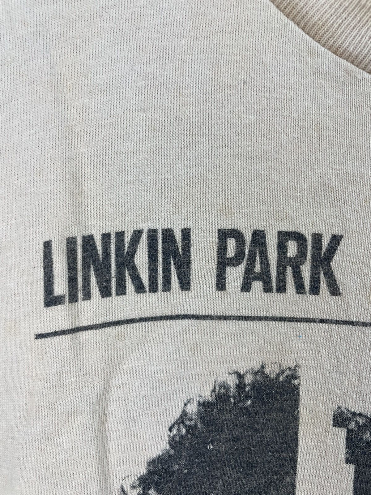 Band Tees Vintage Linkin Park A Thousand Suns promo band t shirt Size US L / EU 52-54 / 3 - 6 Thumbnail