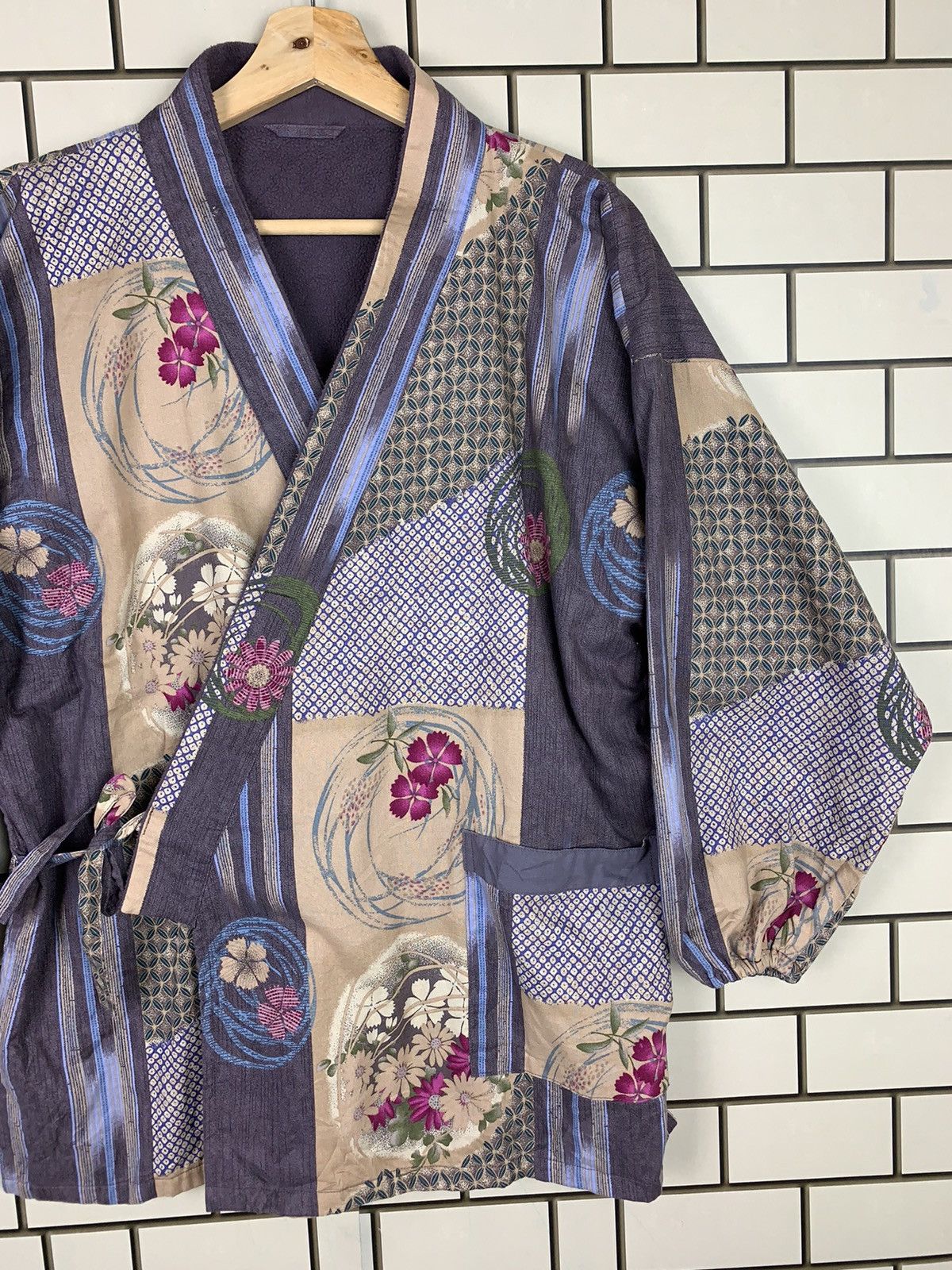Japanese Brand × Vintage Vintage Japanese Brand Kimono Traditional Flora Designer Size US M / EU 48-50 / 2 - 8 Thumbnail
