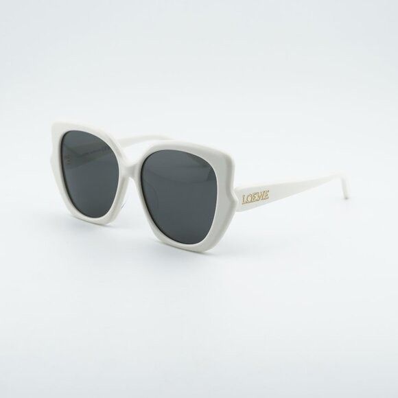 Loewe Loewe LW40133F 25A Sunglasses Ivory Butterfly Frame, Smoke Size ONE SIZE - 1 Thumbnail