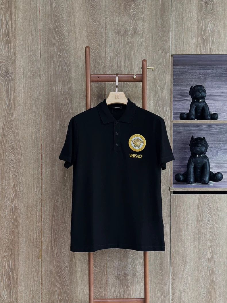 Versace Versace Men's Crew Neck Black Casual T-Shirt Short Sleeve Size US XL / EU 56 / 4 - 1 Thumbnail