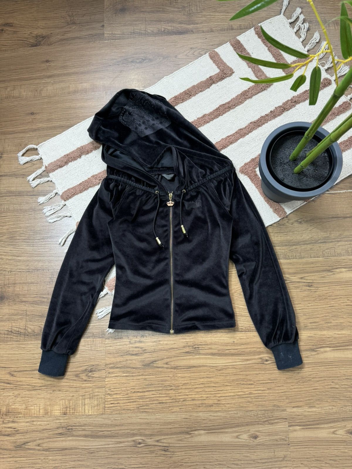 Adidas ADIDAS RESPECT ME VELOUR OFF SHOULDERS ZIP HOODIE Size XS / US 0-2 / IT 36-38 - 2 Thumbnail