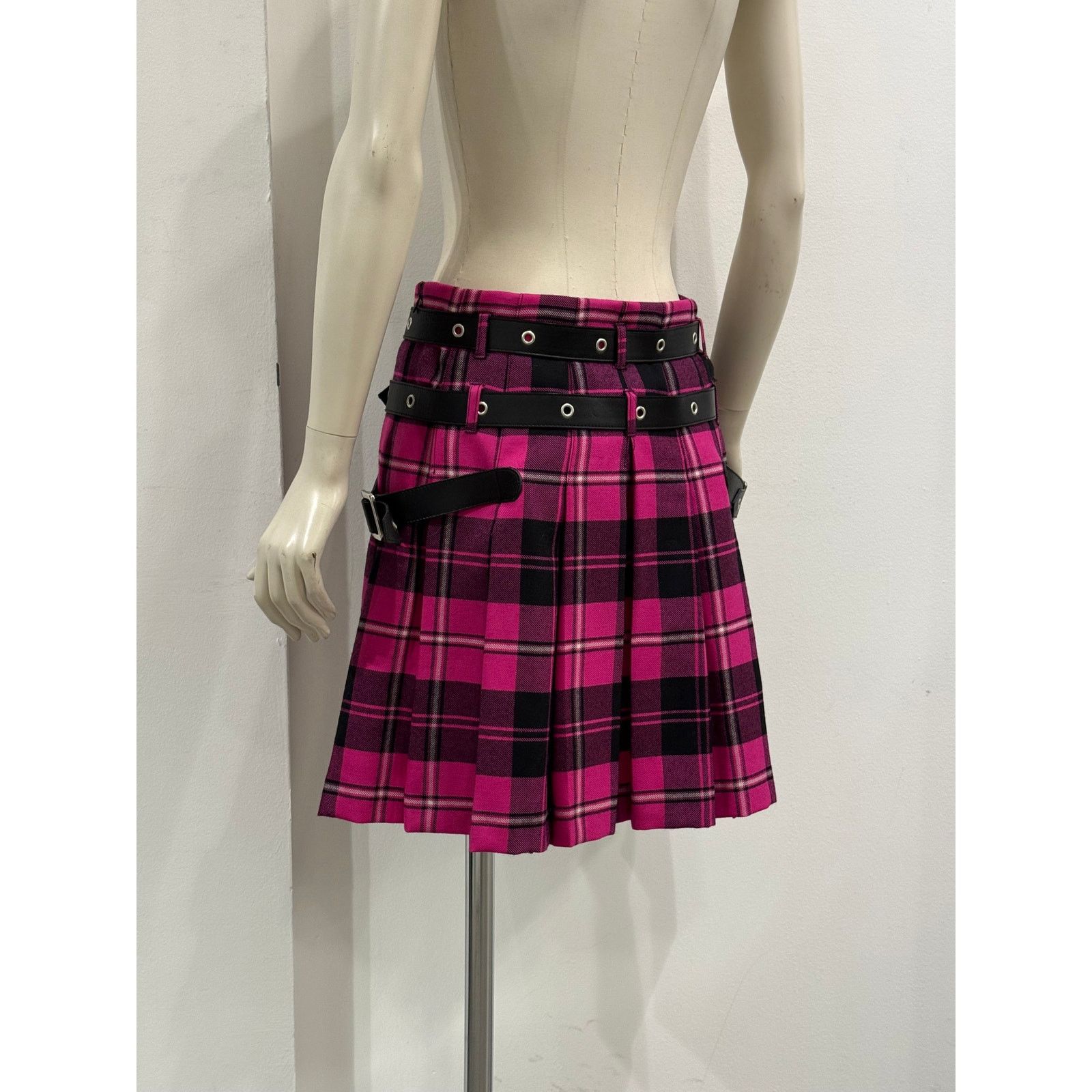 Dolce & Gabbana A/W2003 Dolce & Gabbana bondage tartan runway skirt Size 30" / US 8 / IT 44 - 6 Thumbnail