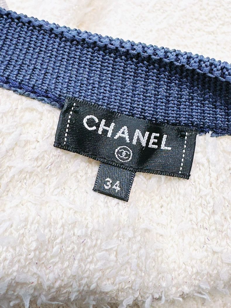 Chanel Chanel 19P show white blue-edged two-pocket knitted short Size 42" / US 20 - 4 Thumbnail