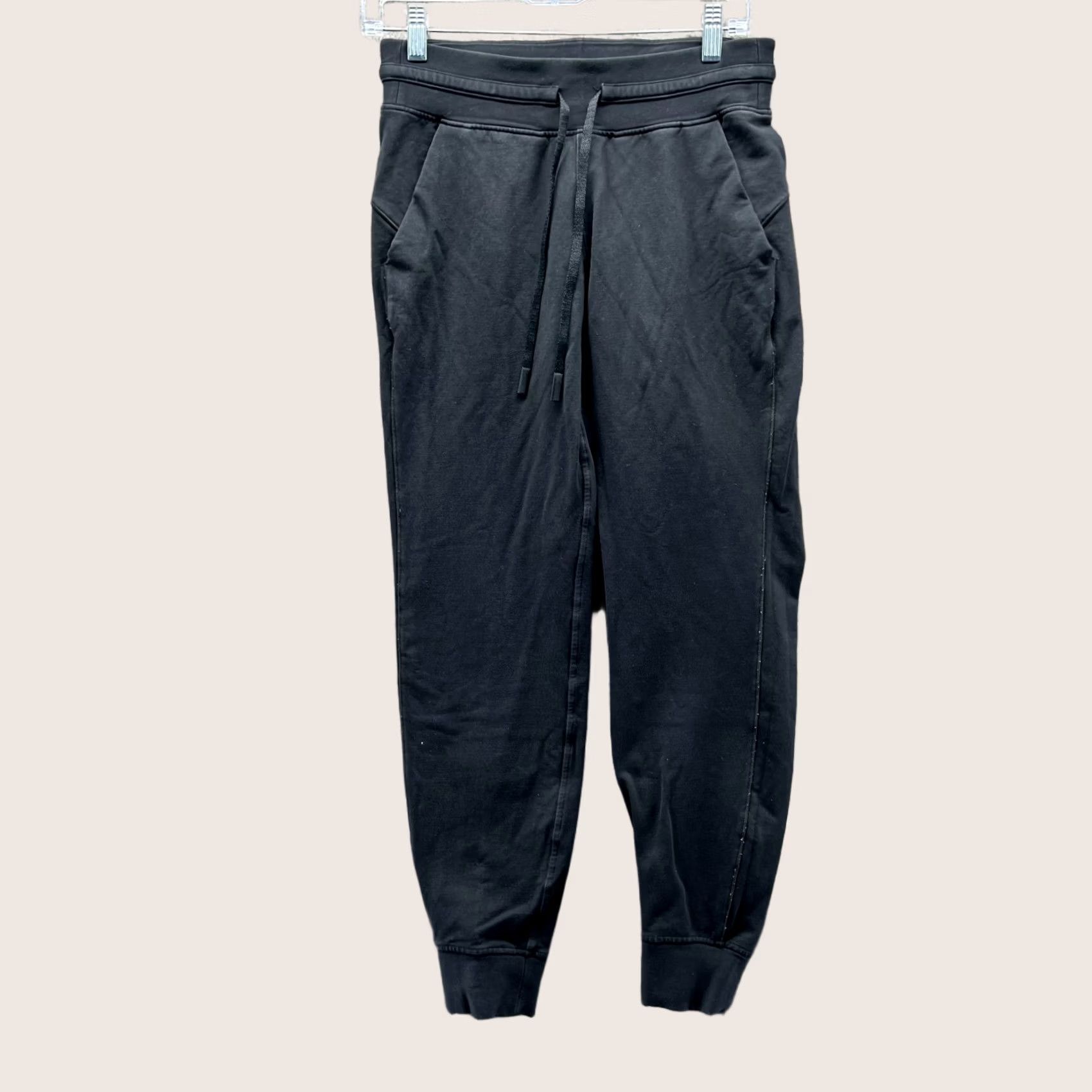 Lululemon Lululemon Jogger Womens Small Black Stretch Cuffed Sweatpants Fleece Pants Size 28" / US 6 / IT 42 - 1 Thumbnail