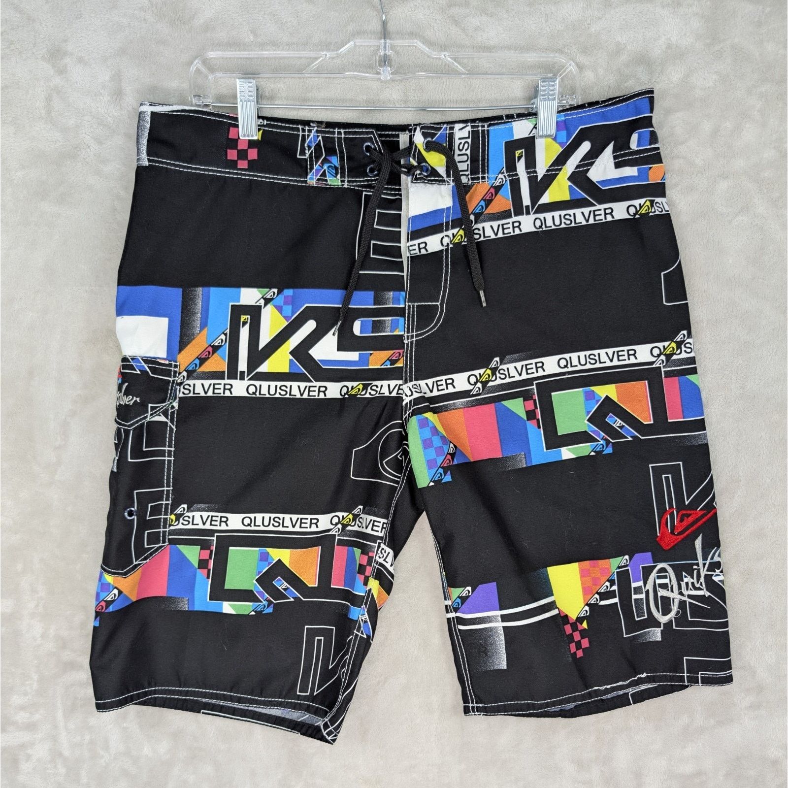 Quiksilver Vintage Quicksilver Y2K Board Shorts 38" Geo Print Qluslver Size US 38 / EU 54 - 1 Thumbnail