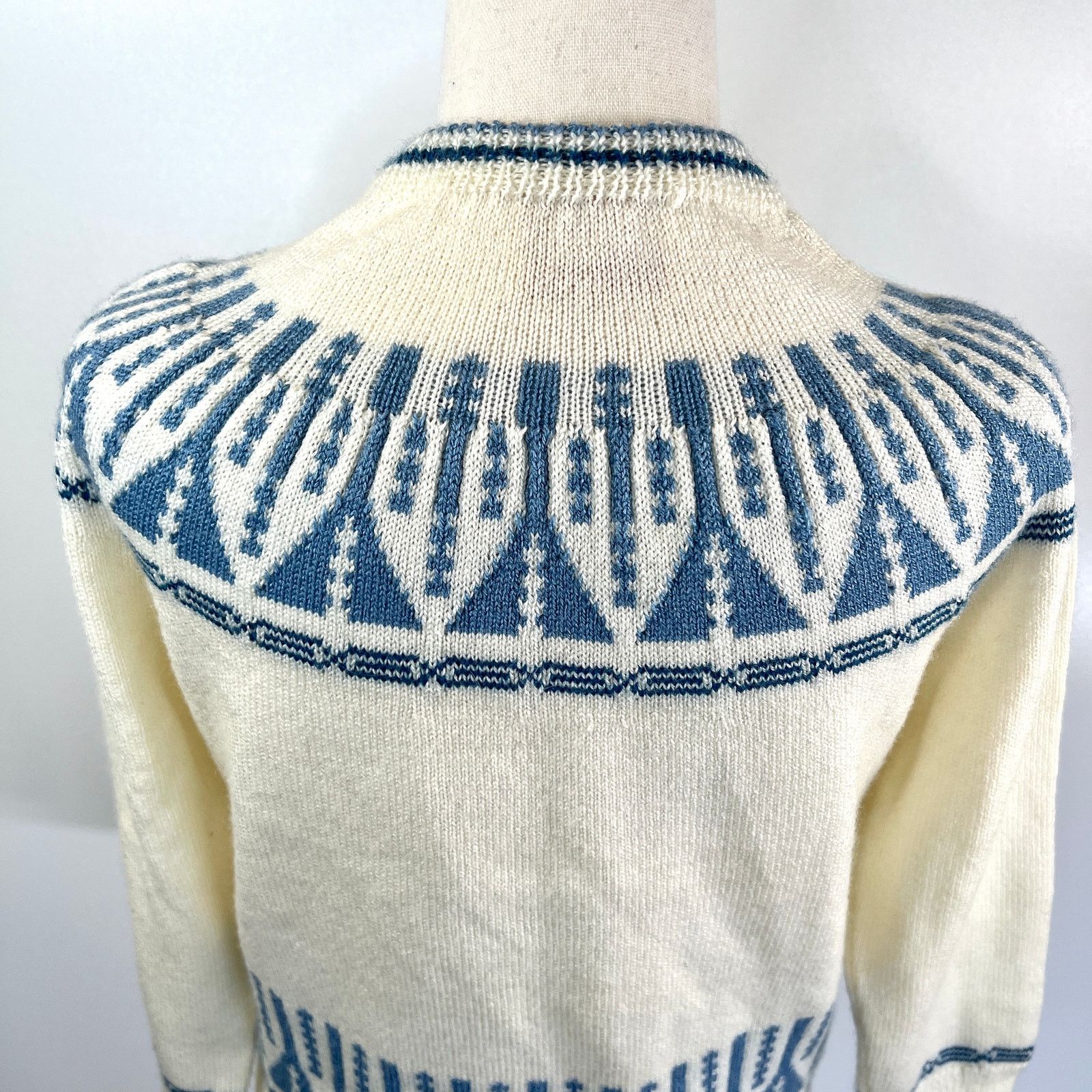 Vintage Vintage Cardigan Handmade Knit Fairisle Acrylic Size S / US 4 / IT 40 - 7 Thumbnail