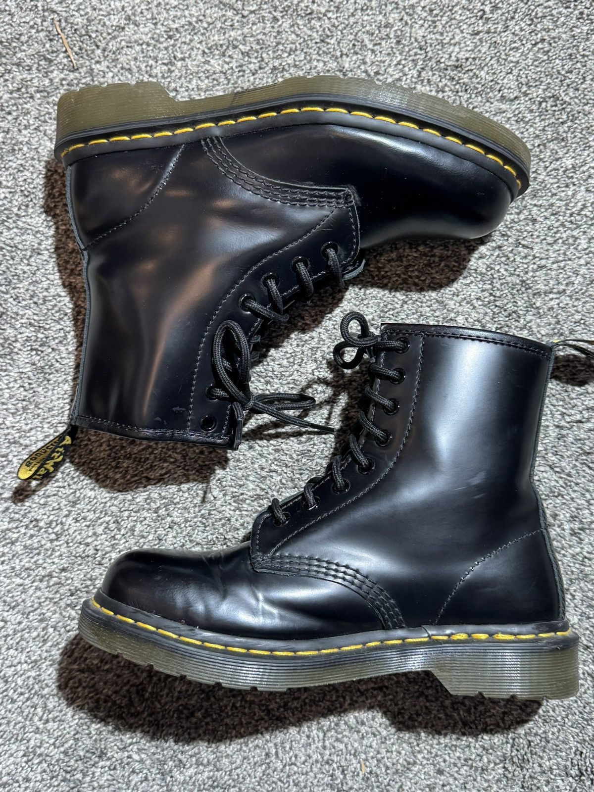 Dr. Martens Dr. Martens 11822 Air Wair Combat Boots Men’s 6 Women’s 7 Size US 7 / IT 37 - 11 Thumbnail