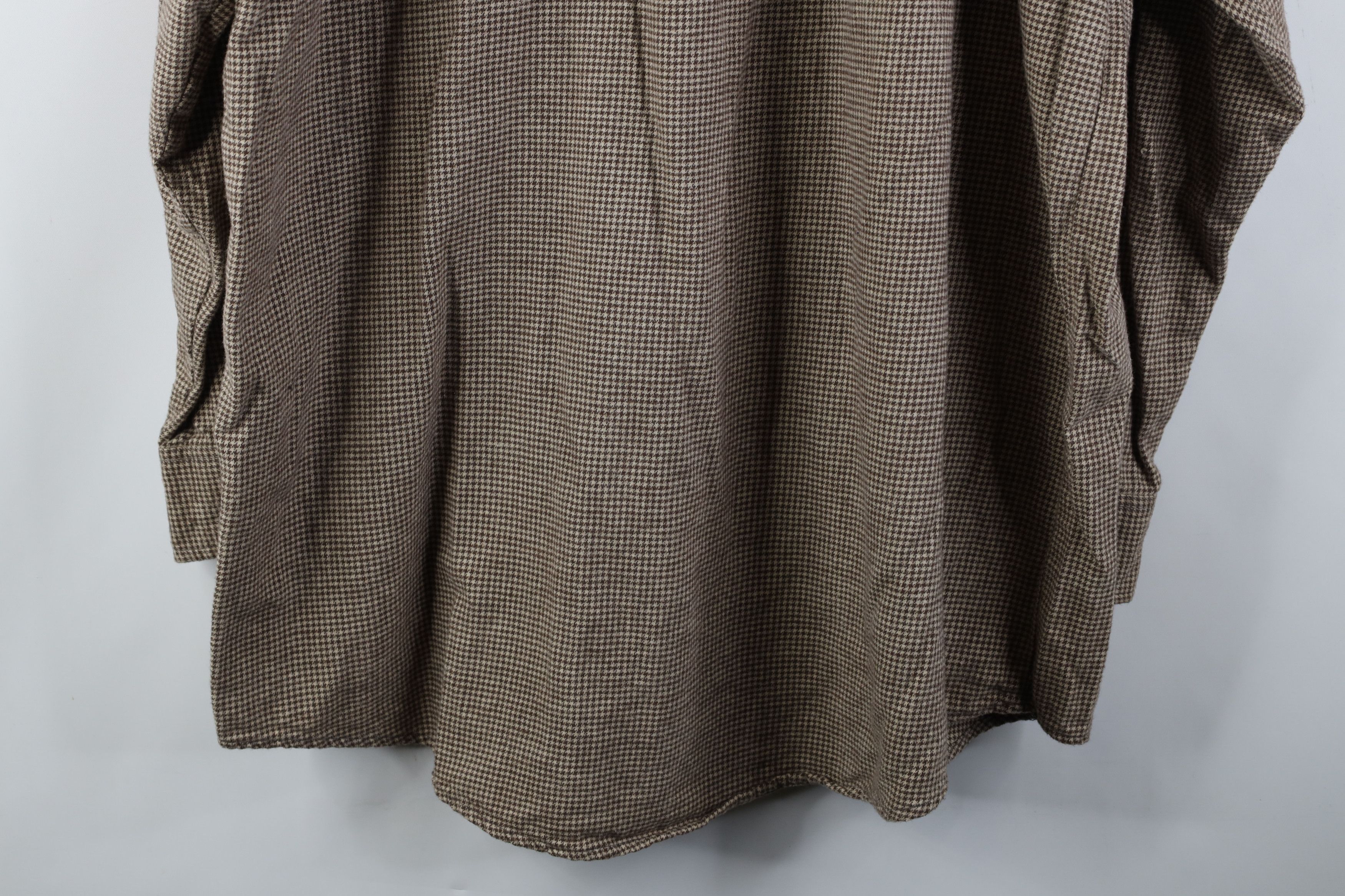 Vintage Vintage 90s Streetwear Houndstooth Collared Button Shirt Size US XL / EU 56 / 4 - 11 Thumbnail