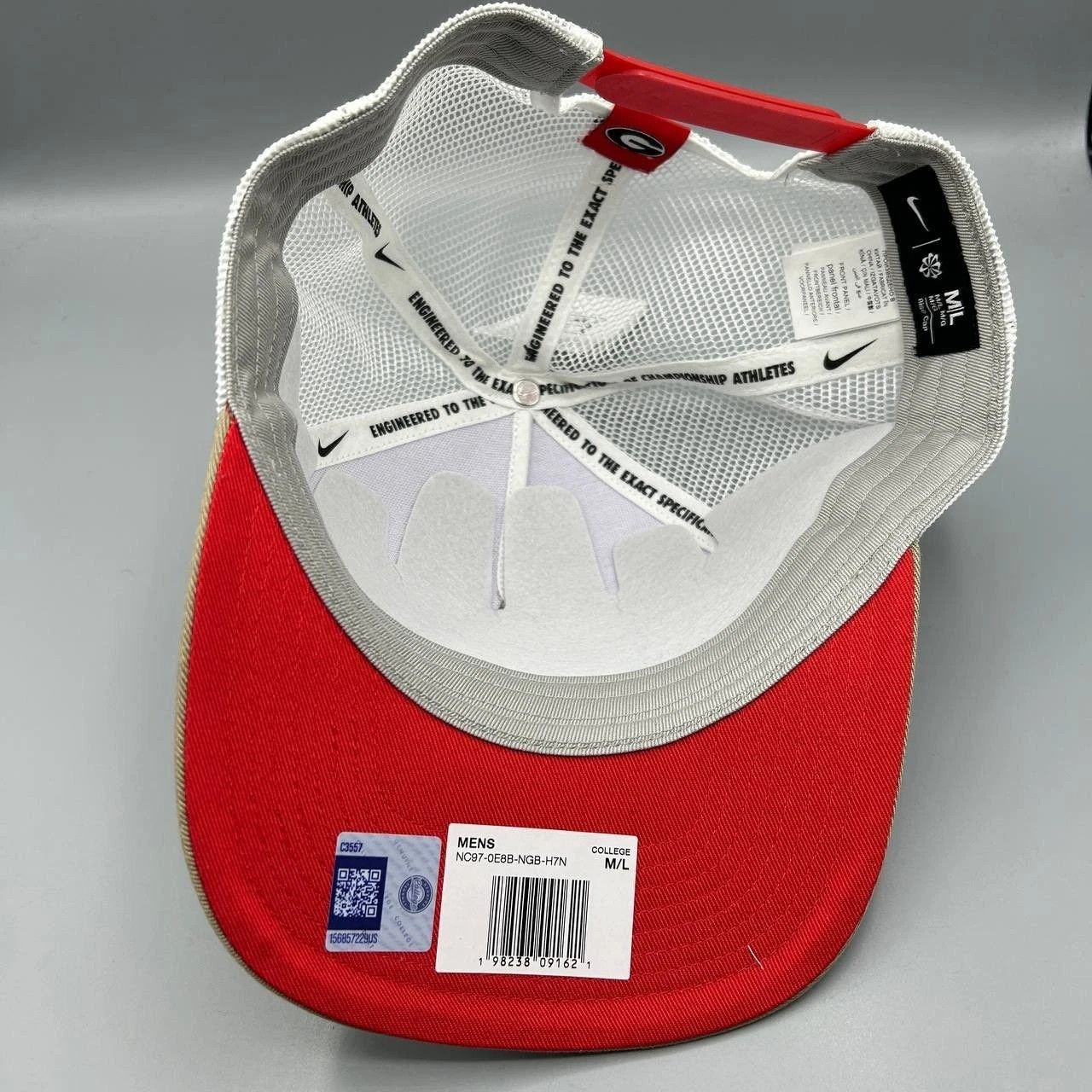 Nike Georgia Bulldogs x Nike Rise Trucker Hat Men M-L Snap Back Size ONE SIZE - 2 Thumbnail