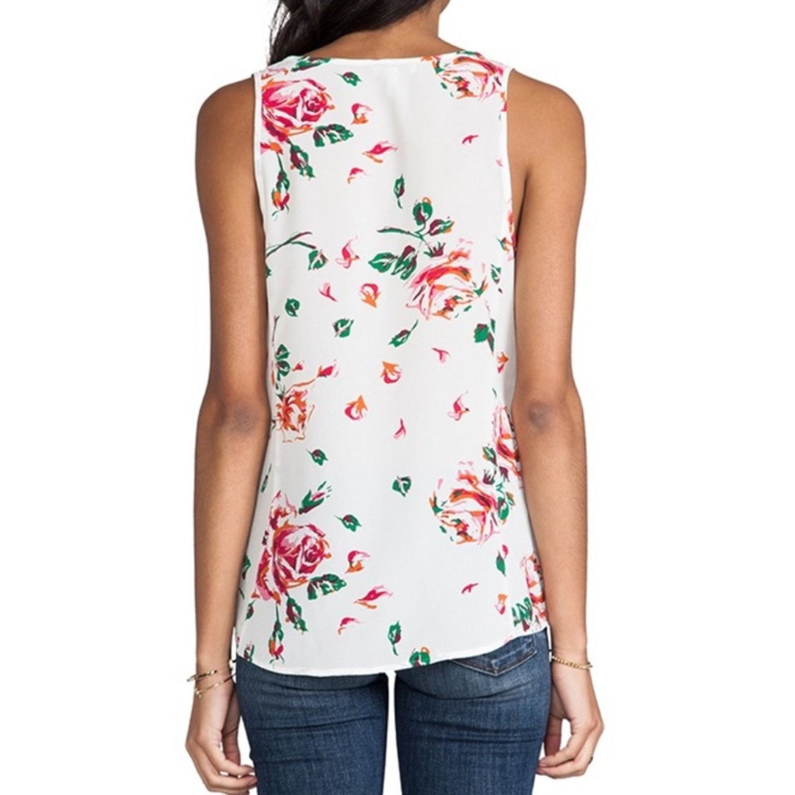 Joie JOIE Rain B Rose Print Tank in Blue - Size Medium Size M / US 6-8 / IT 42-44 - 7 Thumbnail