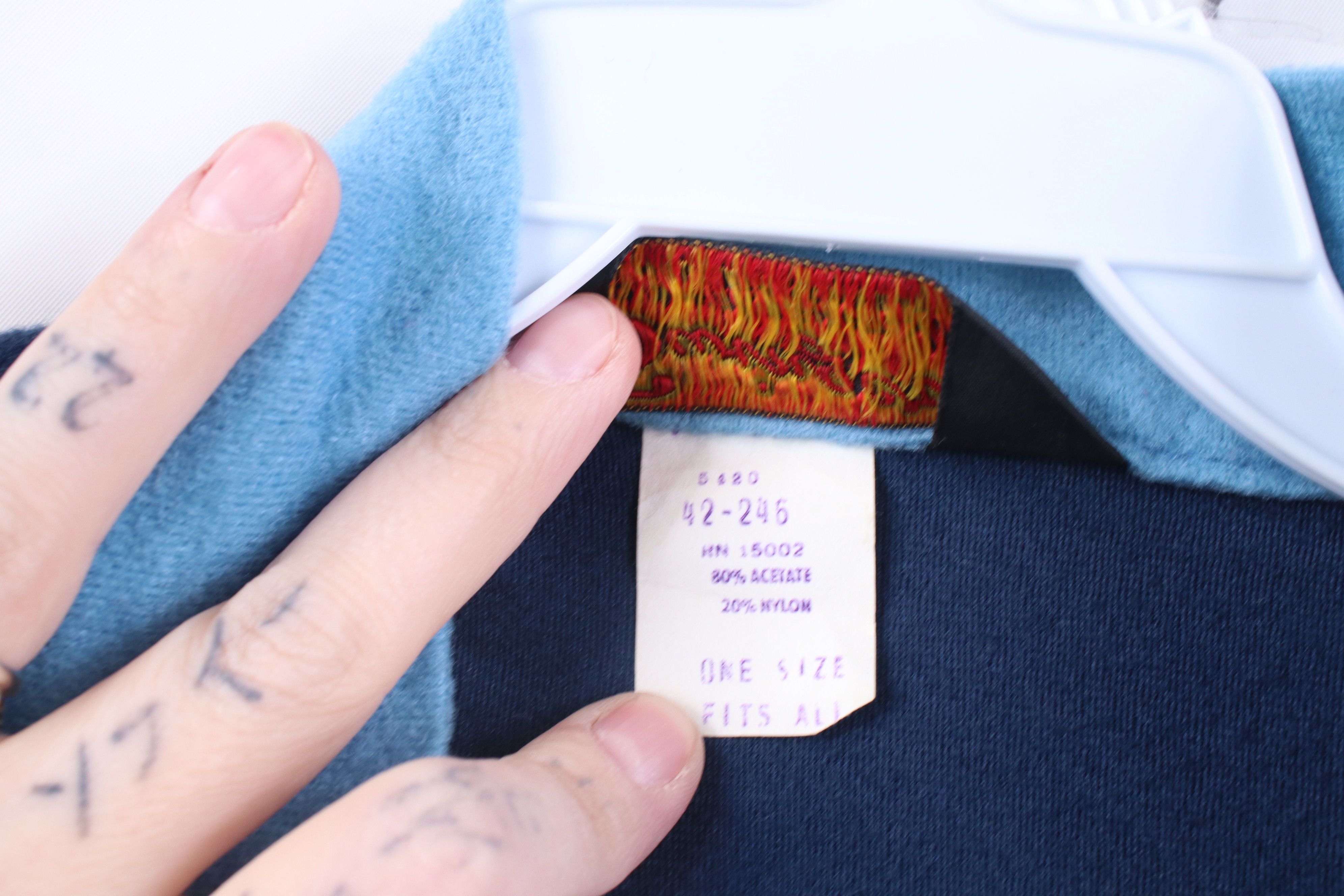 Vintage Vintage 70s Streetwear Belted Short Sleeve Velour Bath Robe Size US L / EU 52-54 / 3 - 8 Thumbnail