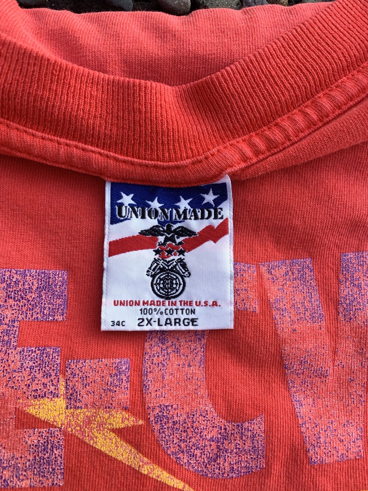 Vintage Vintage Schenectady Local 301AE IUE-CWA Labor Union T-Shirt Size US XXL / EU 58 / 5 - 3 Thumbnail