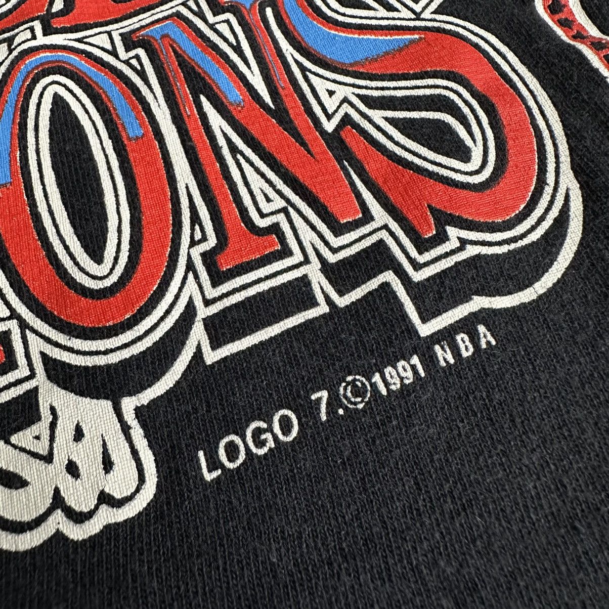 Logo 7 Vintage 1991 Chicago Bulls World Champions Logo 7 Size XL Size US XL / EU 56 / 4 - 6 Thumbnail