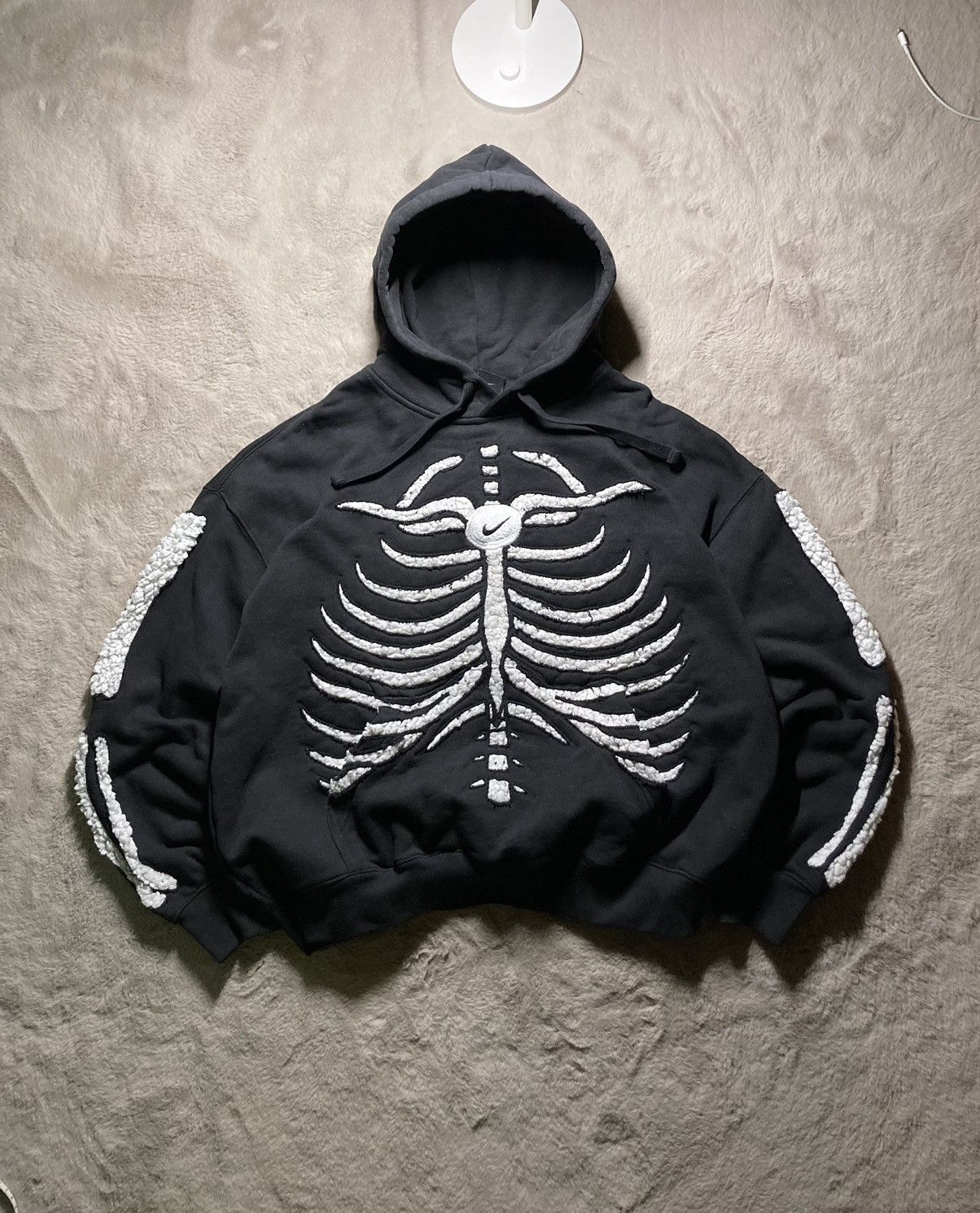 Nike × Vintage ☠️nike skeleton skull custom rare vintage hoodie fleece baggy Size US L / EU 52-54 / 3 - 1 Thumbnail